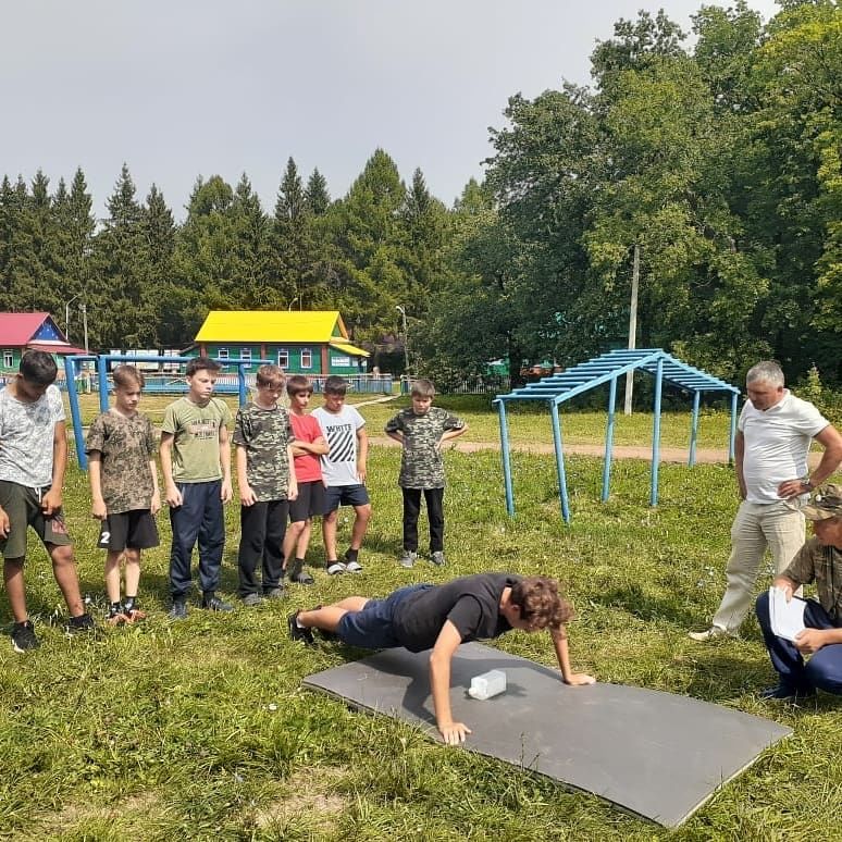 Нурлатские форпостовцы провели соревнования по военно-прикладным видам спорта в «Заречном»