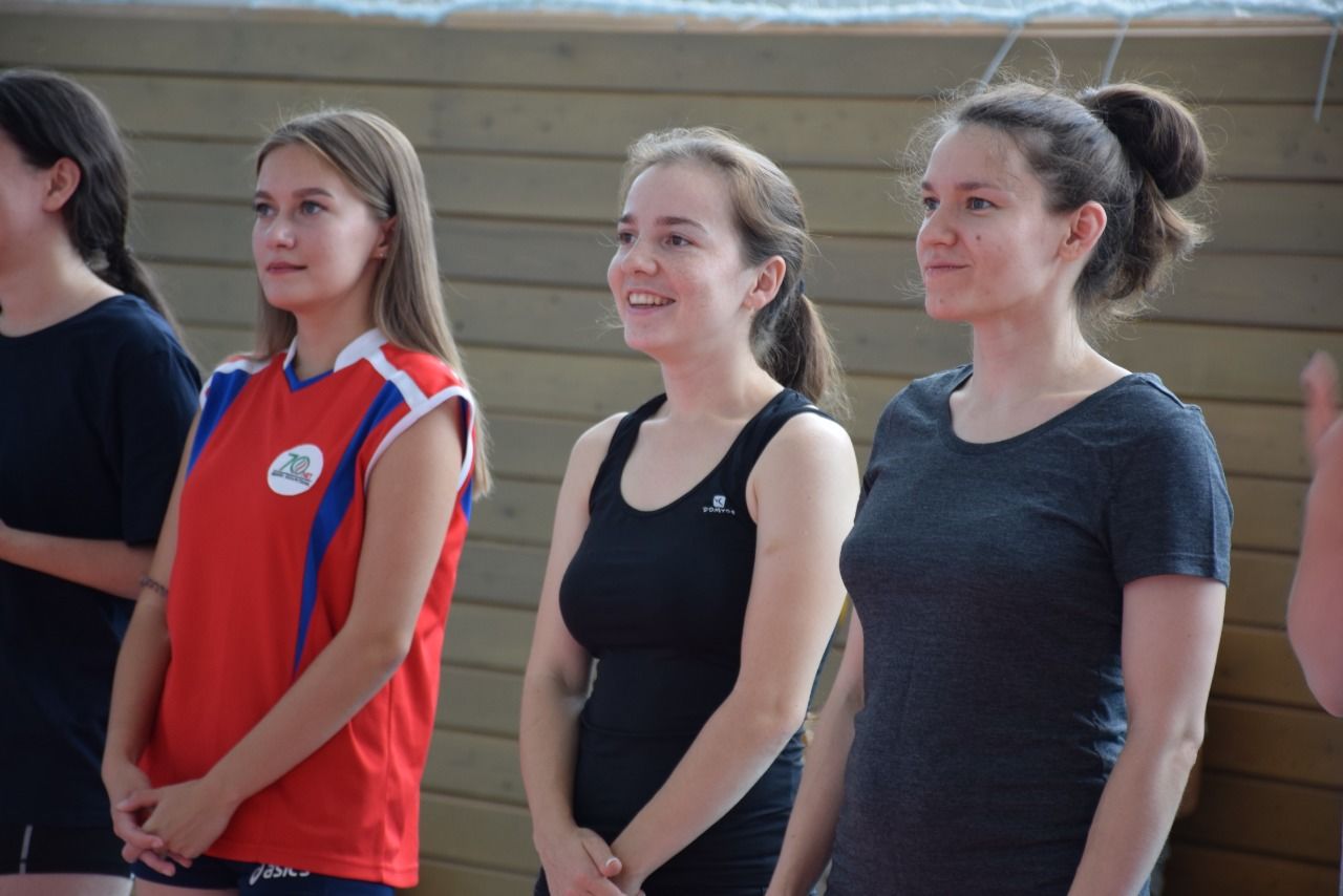 Нурлатские волейболистки встретились на Турнире поколений