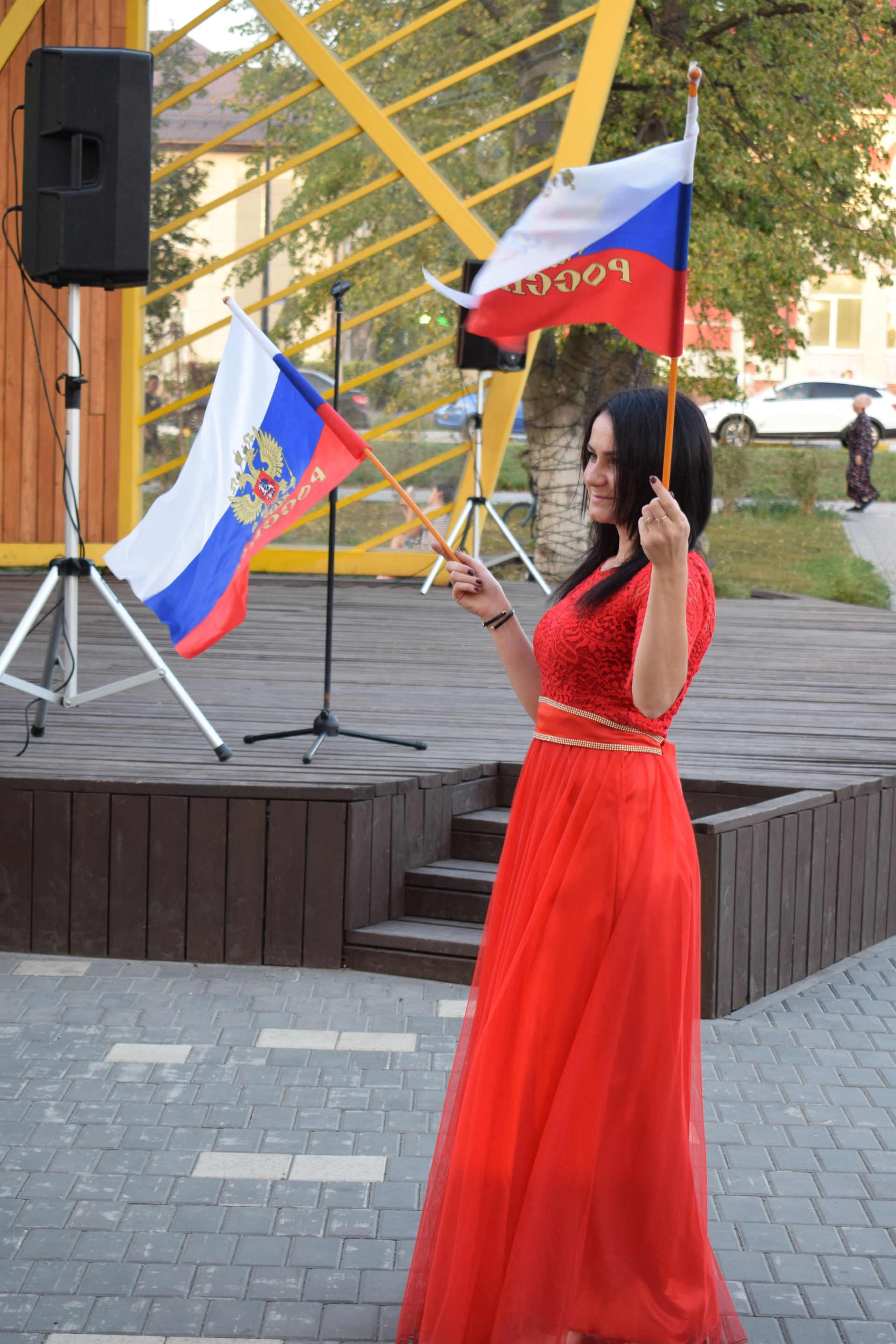 «Я часть своей страны»: в Нурлате отметили День государственного флага России