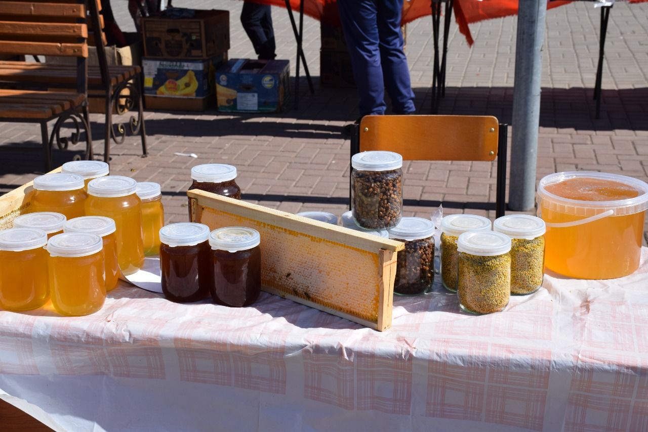 В Нурлате прошел первый фестиваль меда