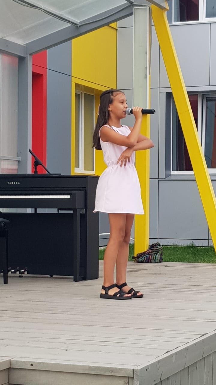 В Нурлате в сквере «Музыкальный»  прошёл летний концерт «Август – бархатное лето»