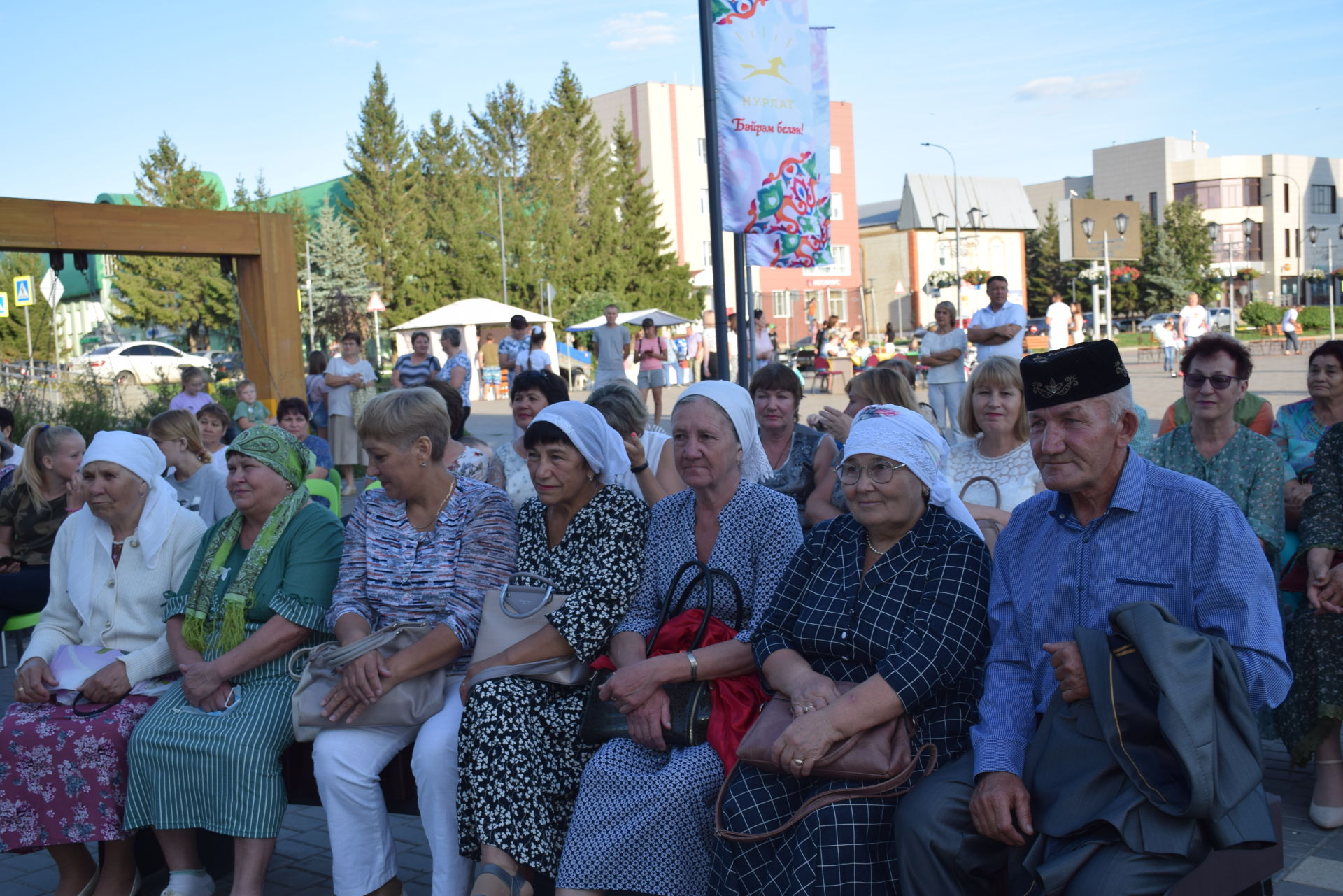 В Нурлате прошло торжественное мероприятие по случаю Дня строителя