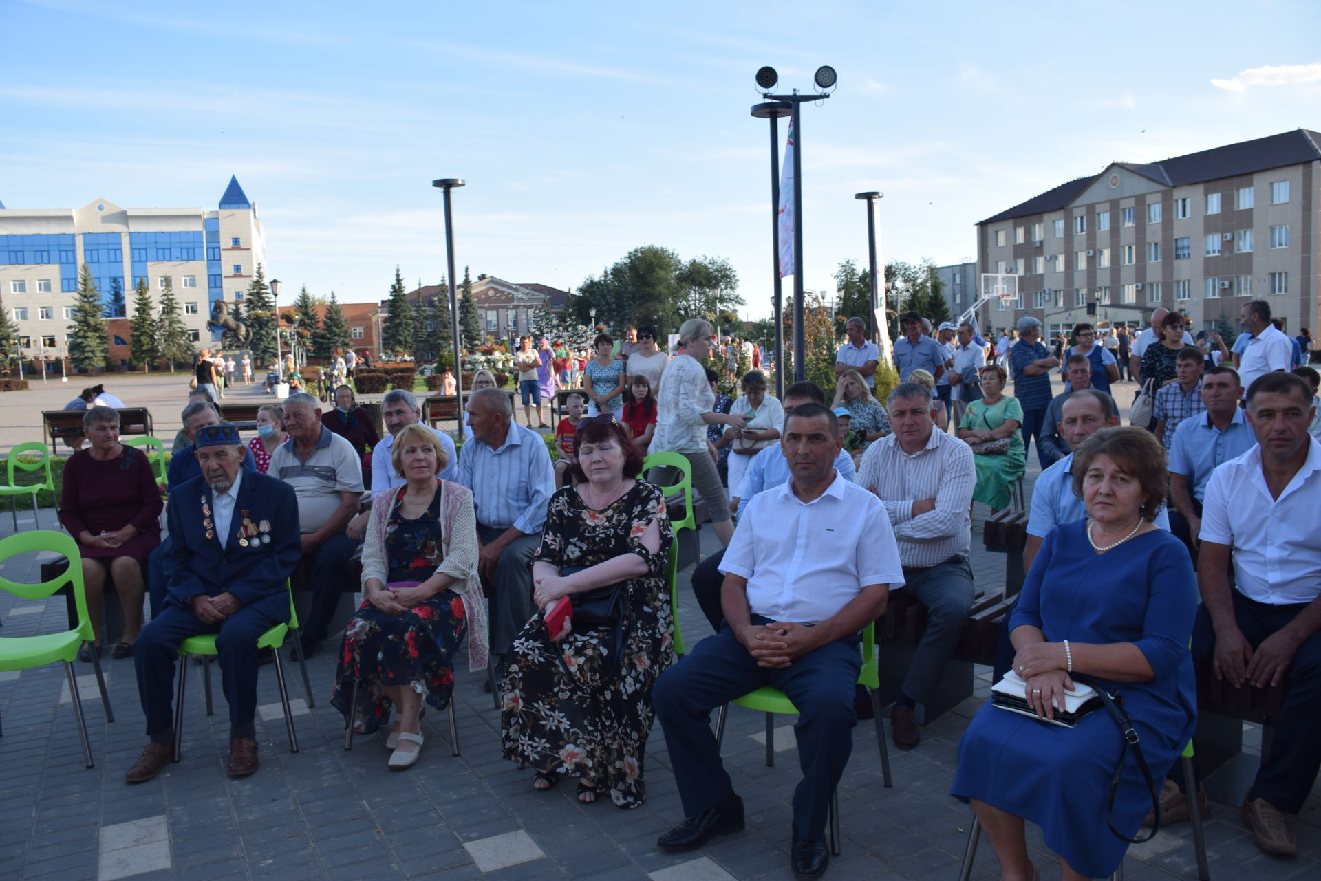 В Нурлате прошло торжественное мероприятие по случаю Дня строителя