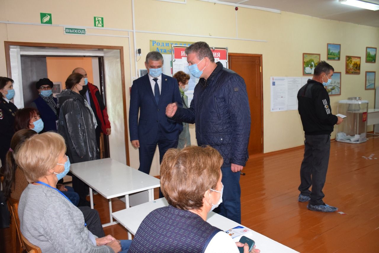 Министр экологии Татарстана в единый день выборов проголосовал в Нурлате