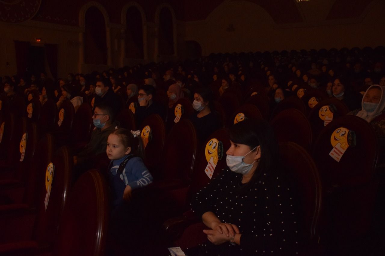 Нурлатские школьники познакомились с постановкой «Язмыш» Степноозерского народного театра