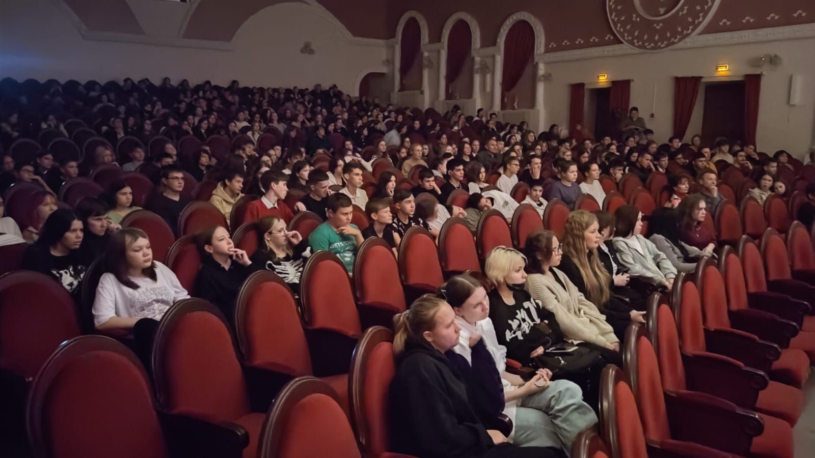 Спектакль «Свет далекой звезды» показали в Нурлате