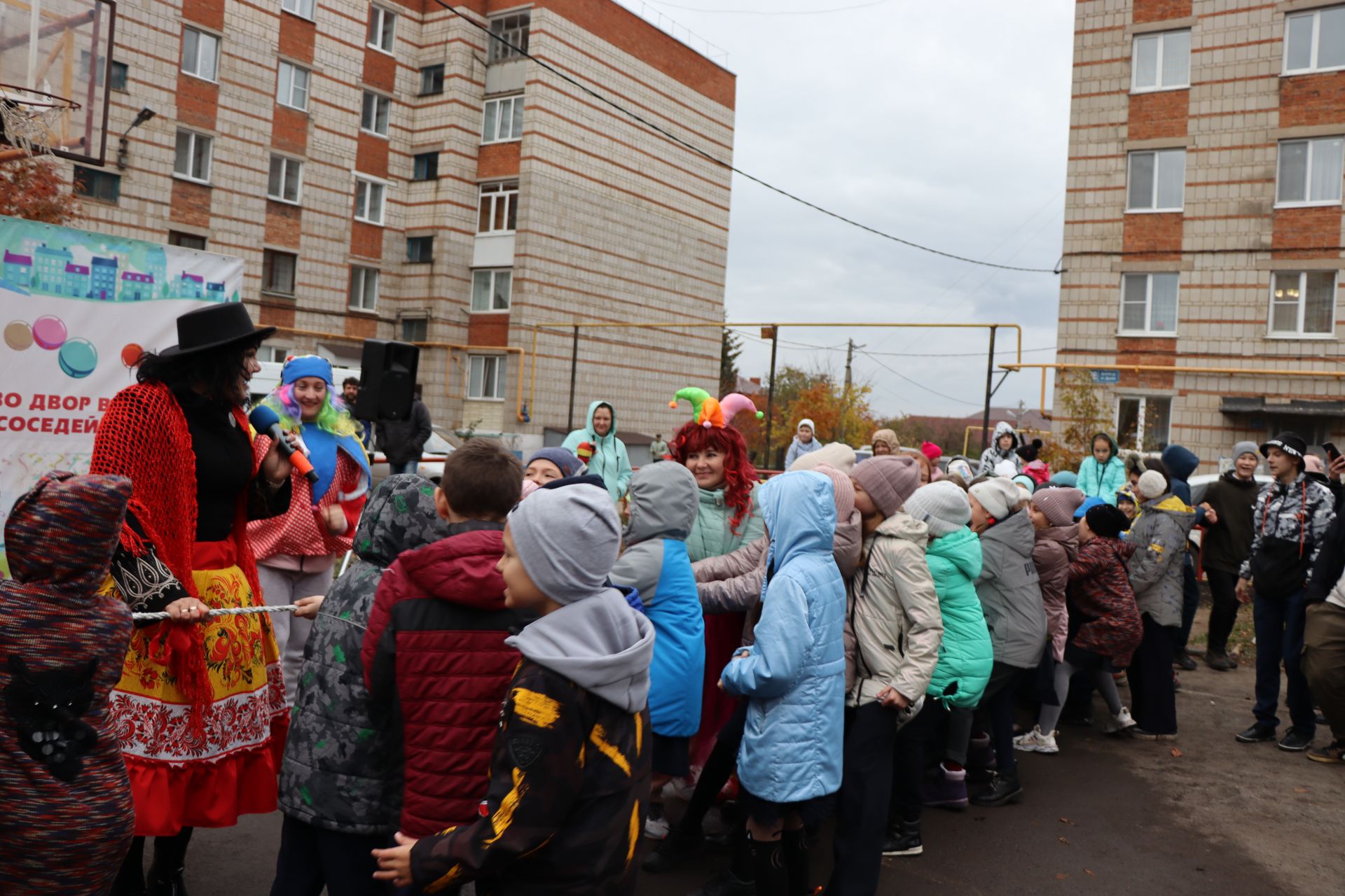 В Нурлате праздник пришел в еще один дружный двор