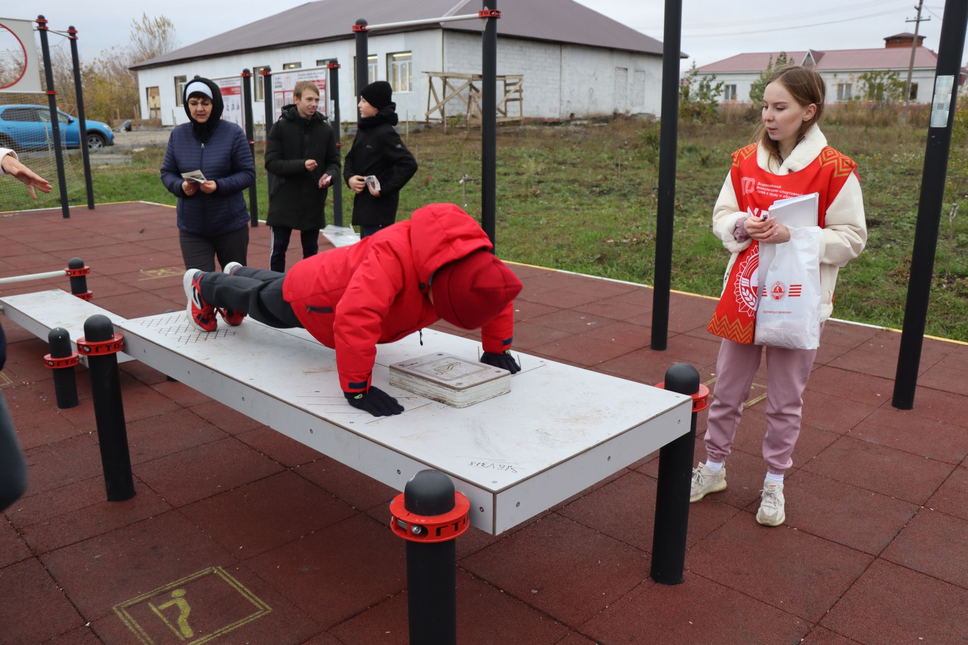 В Нурлате праздник пришел на улицу Куйбышева