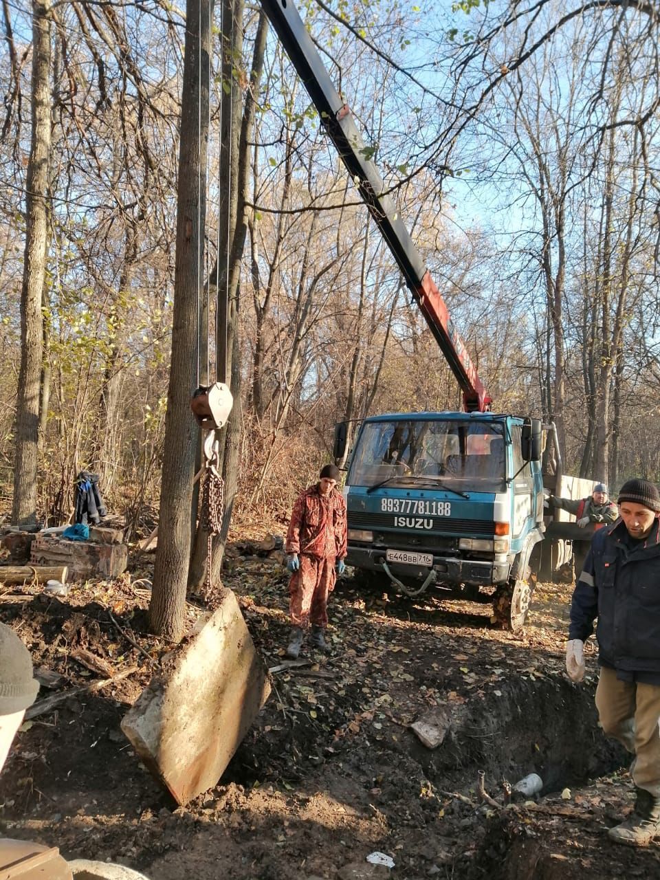 Нурлат районының Киекле авылы халкы уртак көч белән борынгы чишмәне төзекләндергән