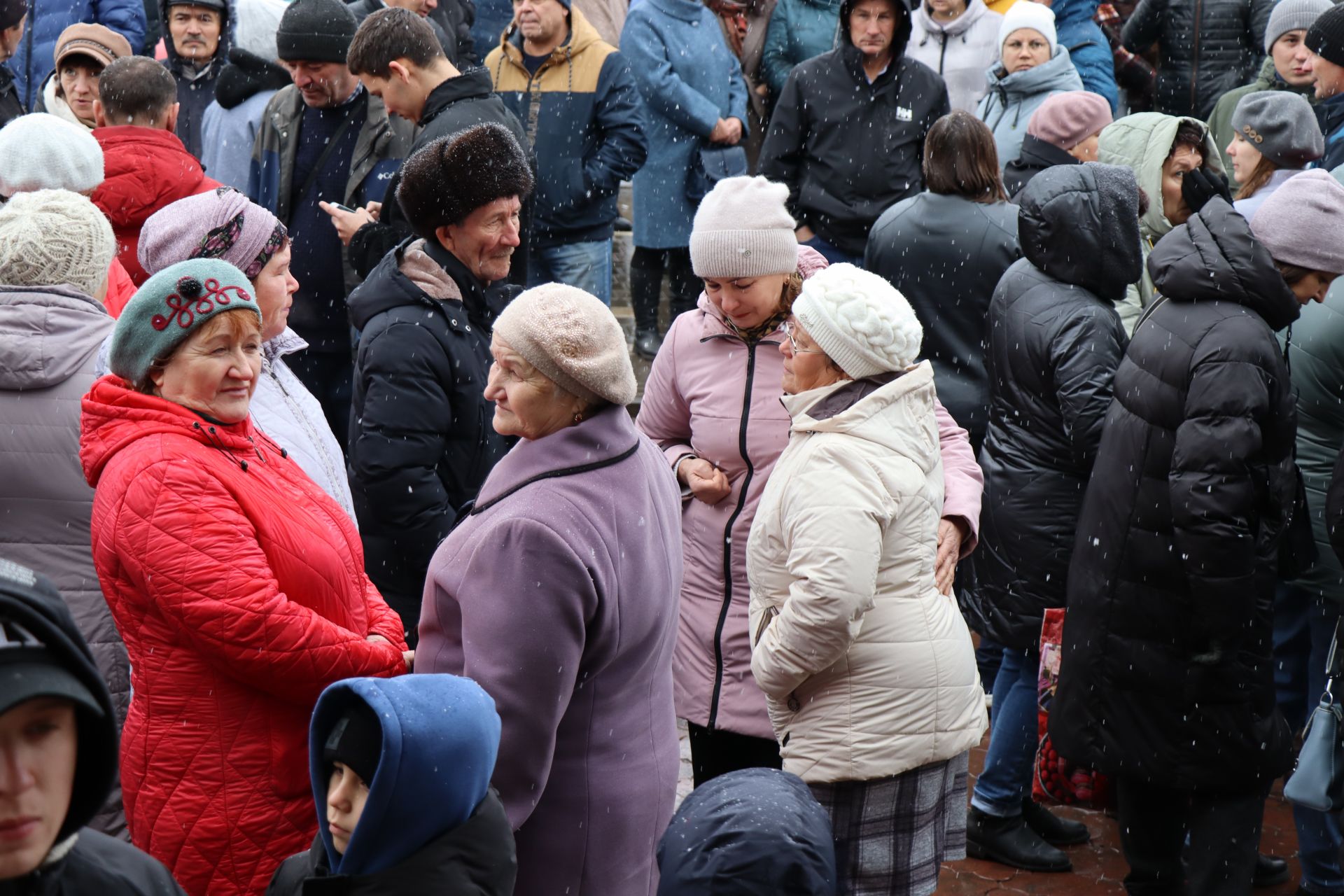 В Нурлате проводили мобилизованных на защиту рубежей Отечества