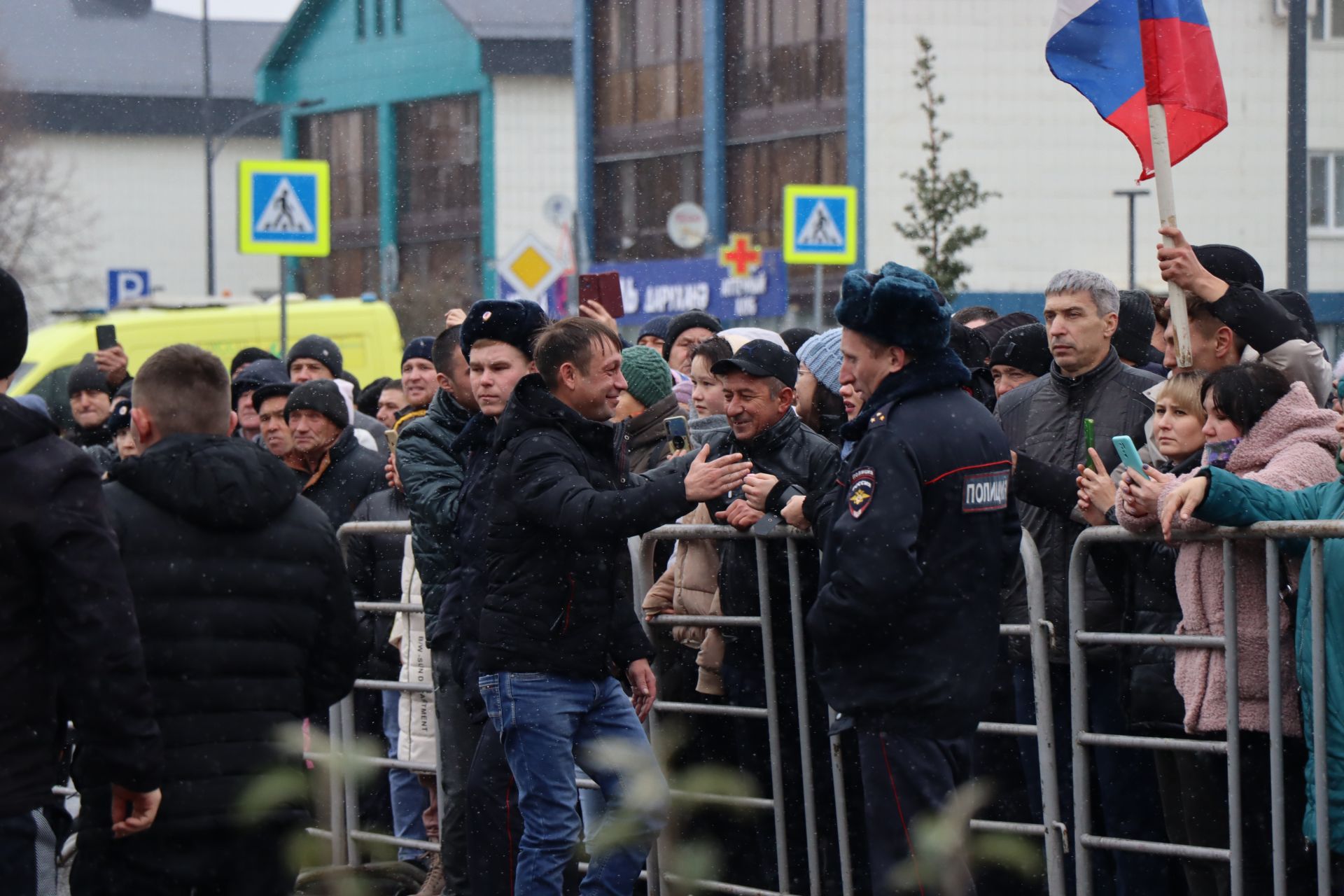 В Нурлате проводили мобилизованных на защиту рубежей Отечества