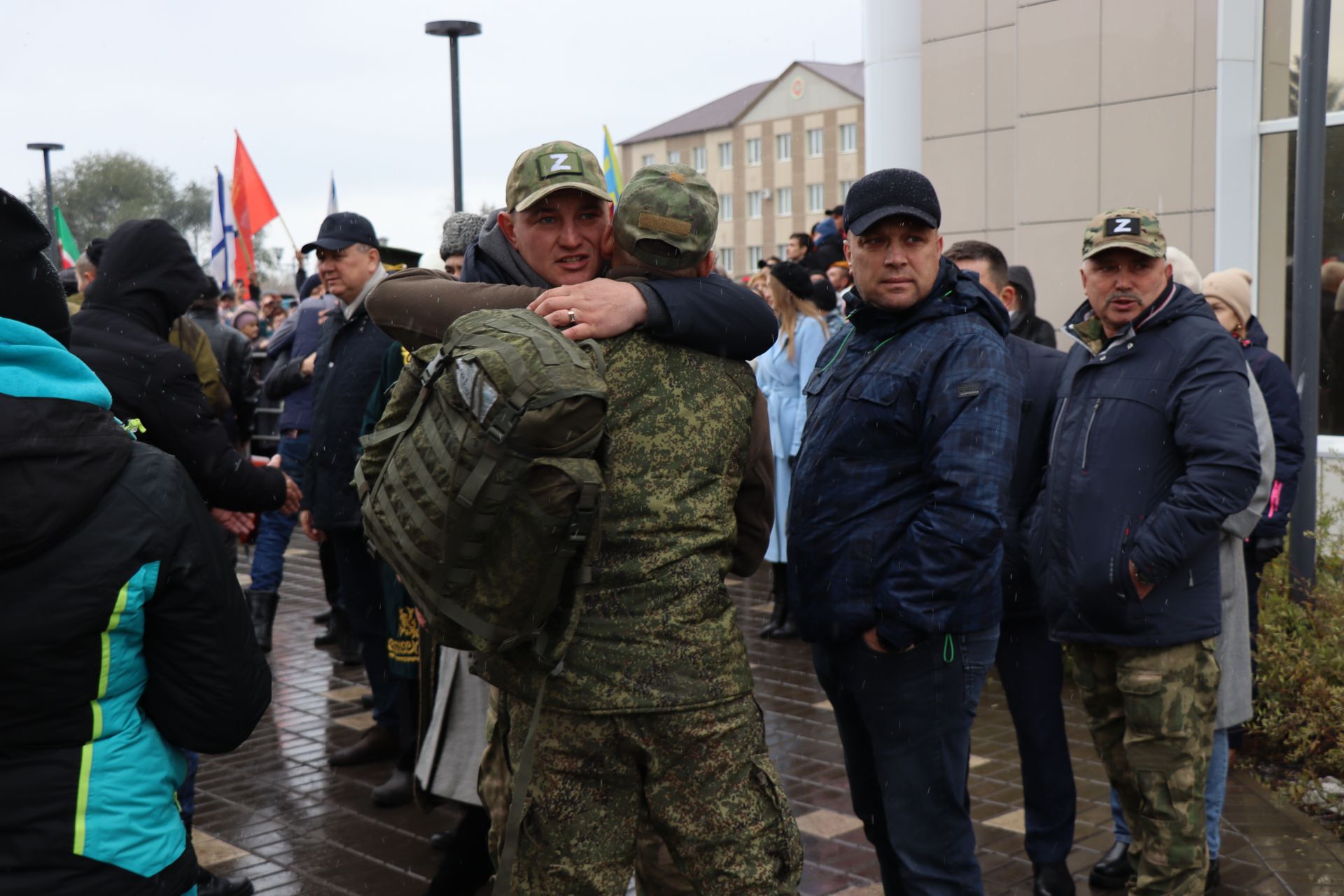 В Нурлате проводили мобилизованных на защиту рубежей Отечества