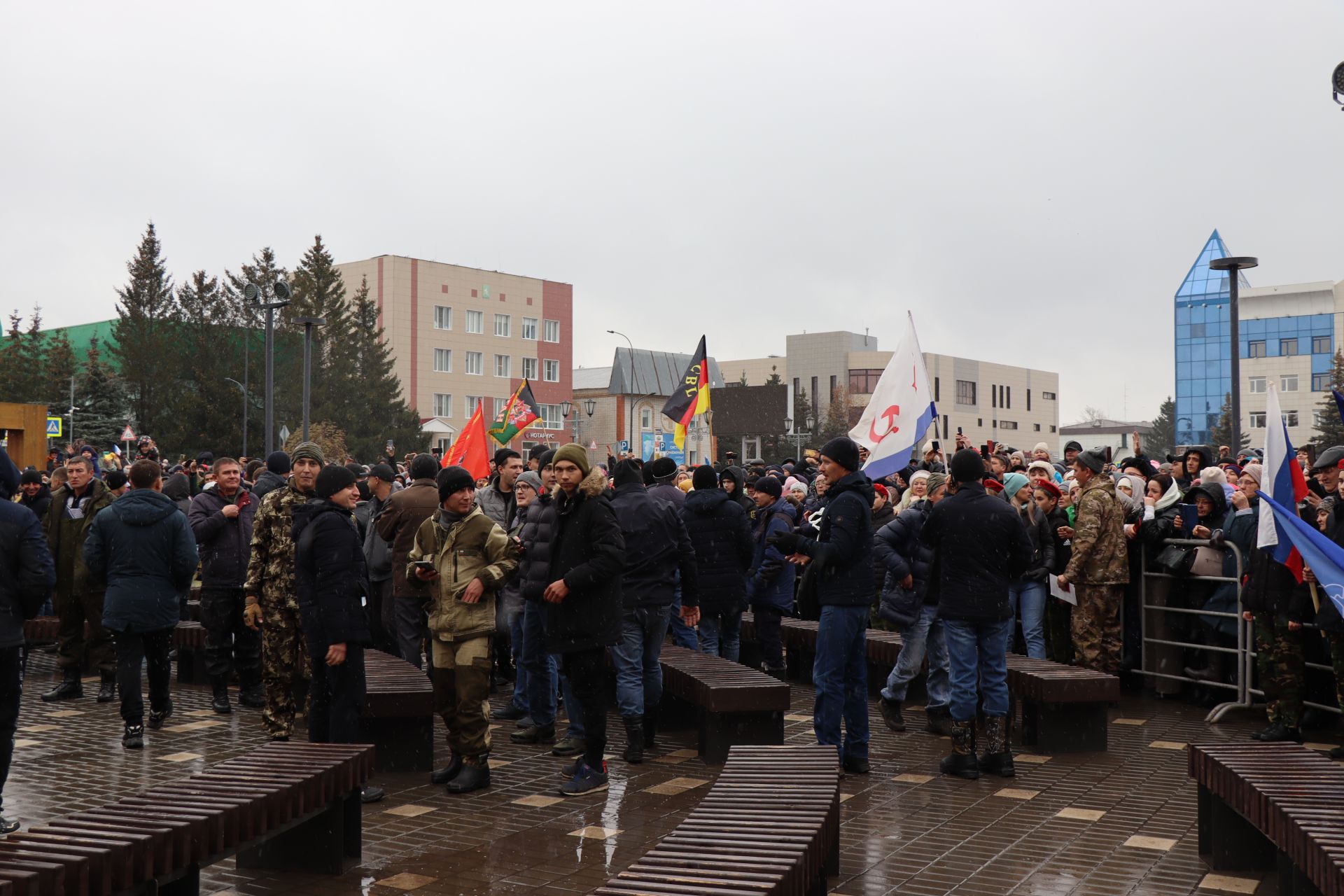 В Нурлате проводили мобилизованных на защиту рубежей Отечества