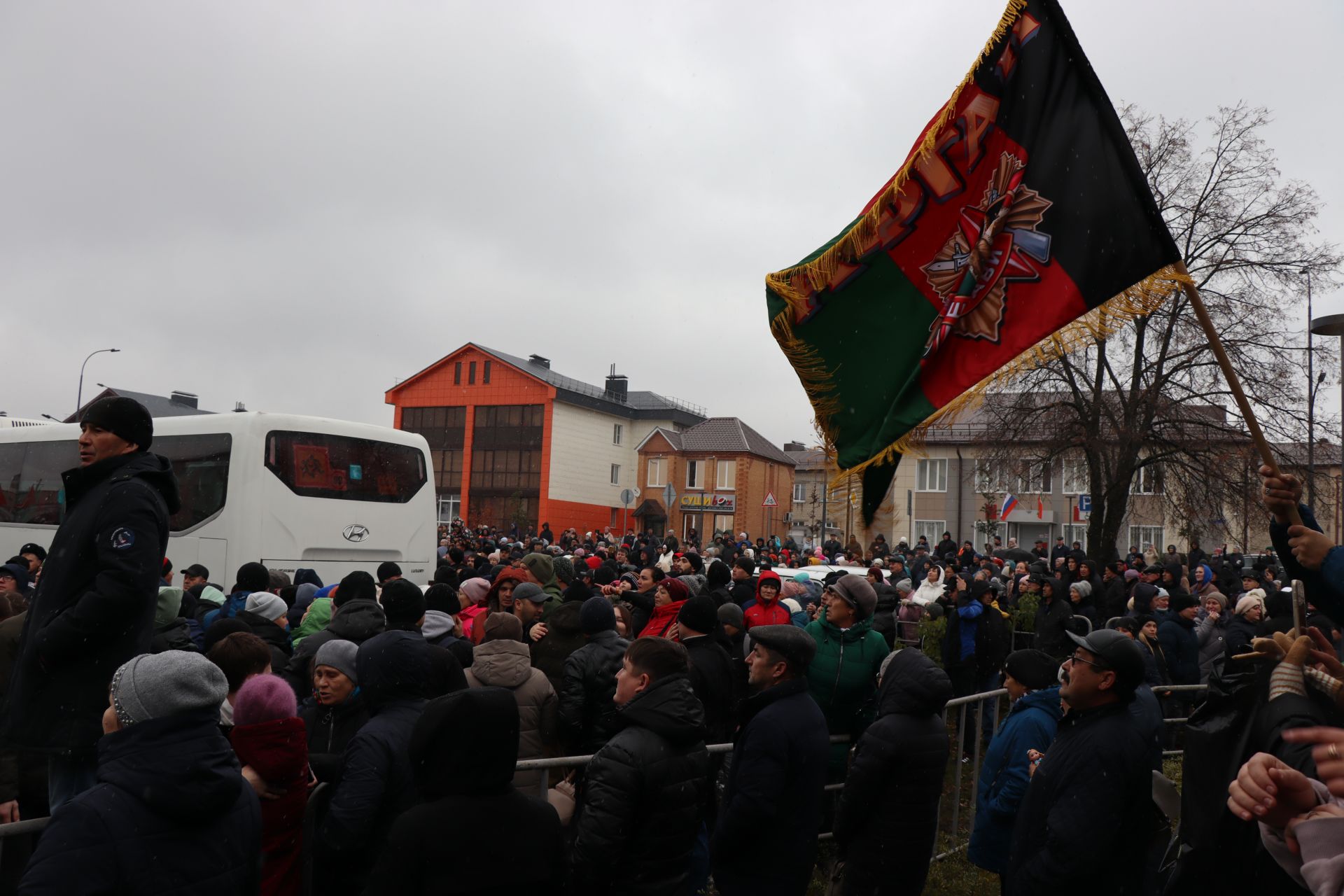 В Нурлате проводили мобилизованных на защиту рубежей Отечества