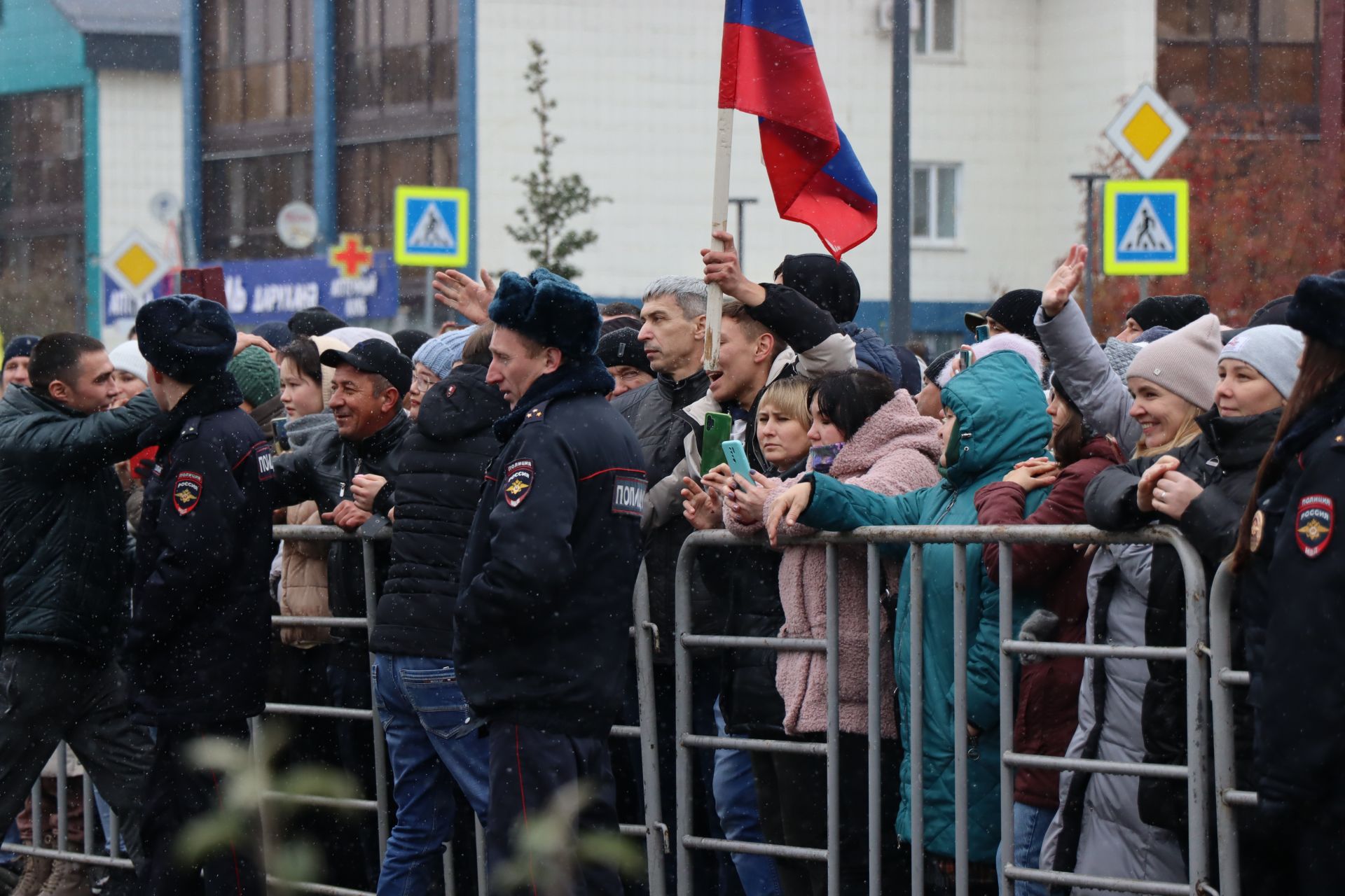 В Нурлате проводили мобилизованных на защиту рубежей Отечества