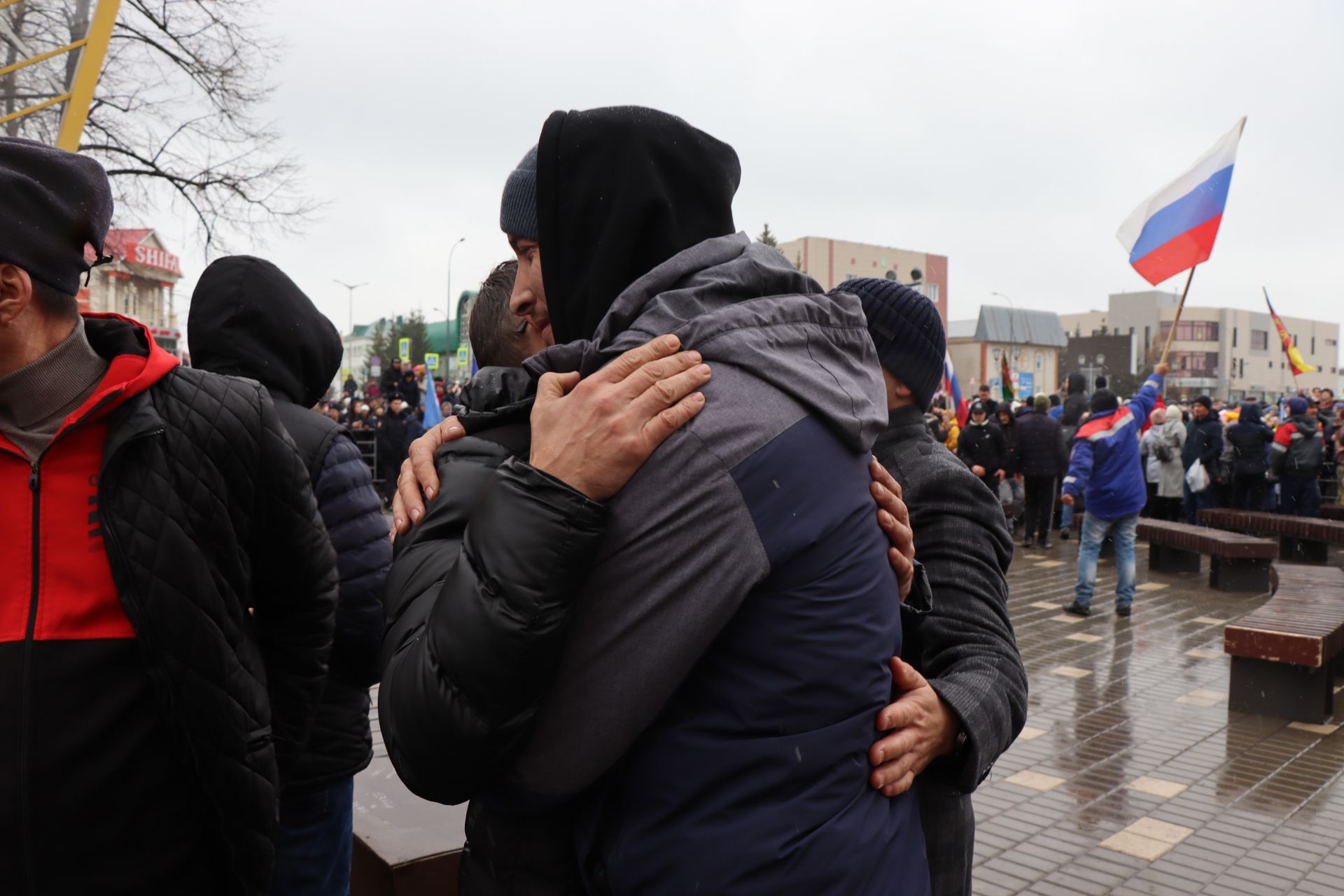 В Нурлате проводили мобилизованных на защиту рубежей Отечества