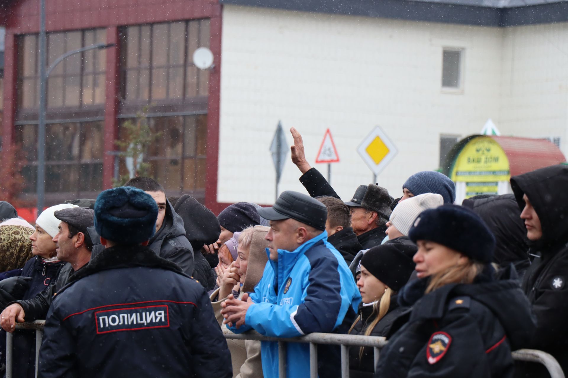 В Нурлате проводили мобилизованных на защиту рубежей Отечества