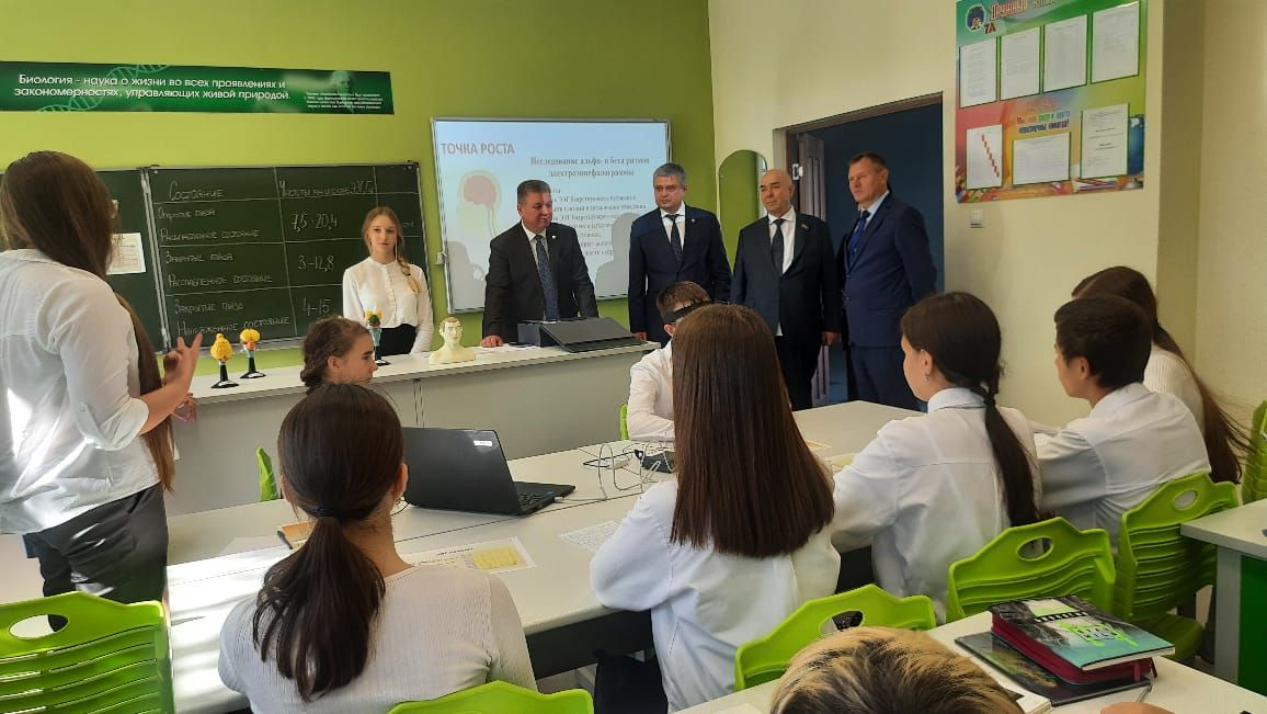 Нурлат с рабочим визитом посетил министр экологии Татарстана Александр Шадриков