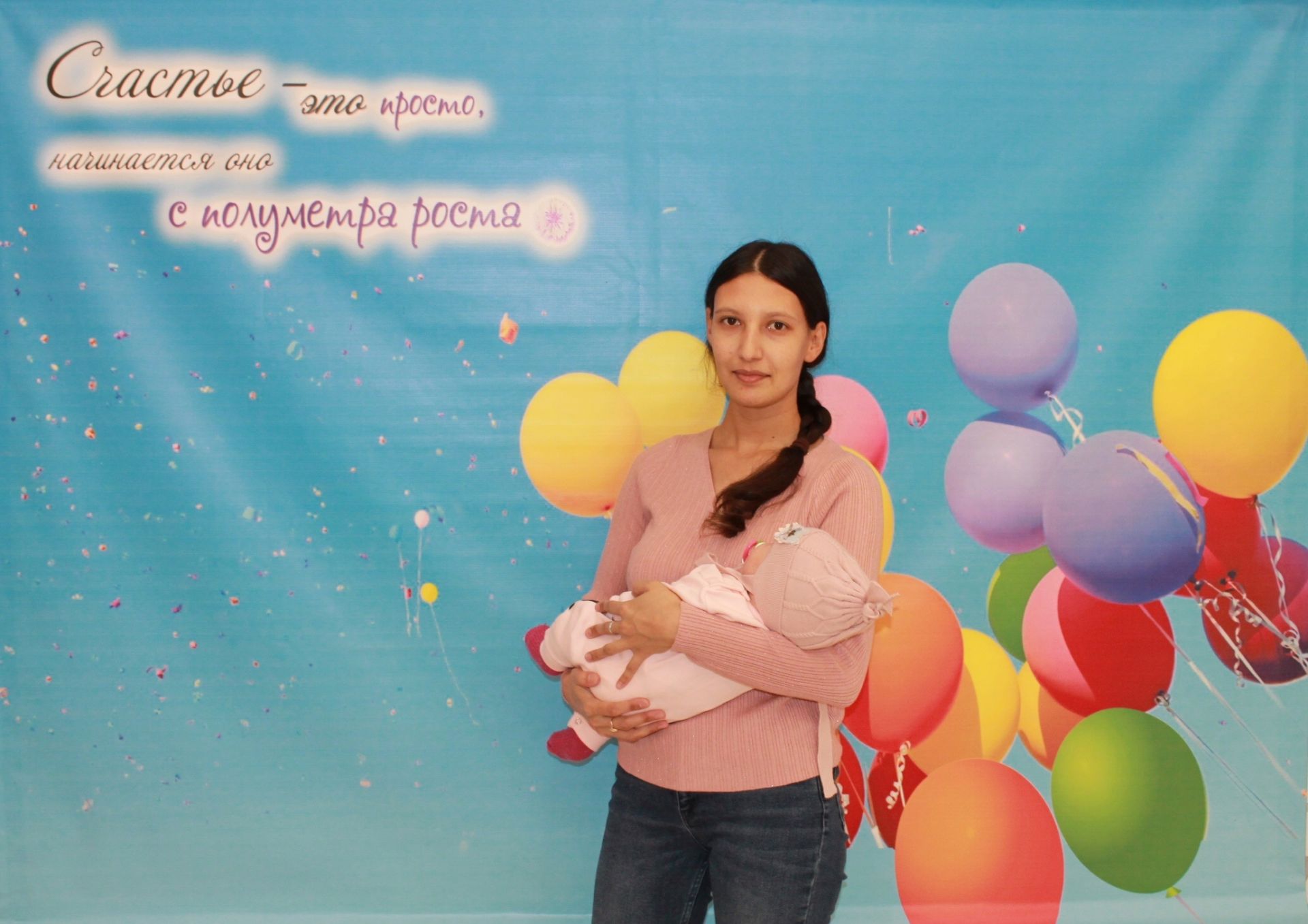 В Нурлате продолжается районная акция «Подарок новорожденному»