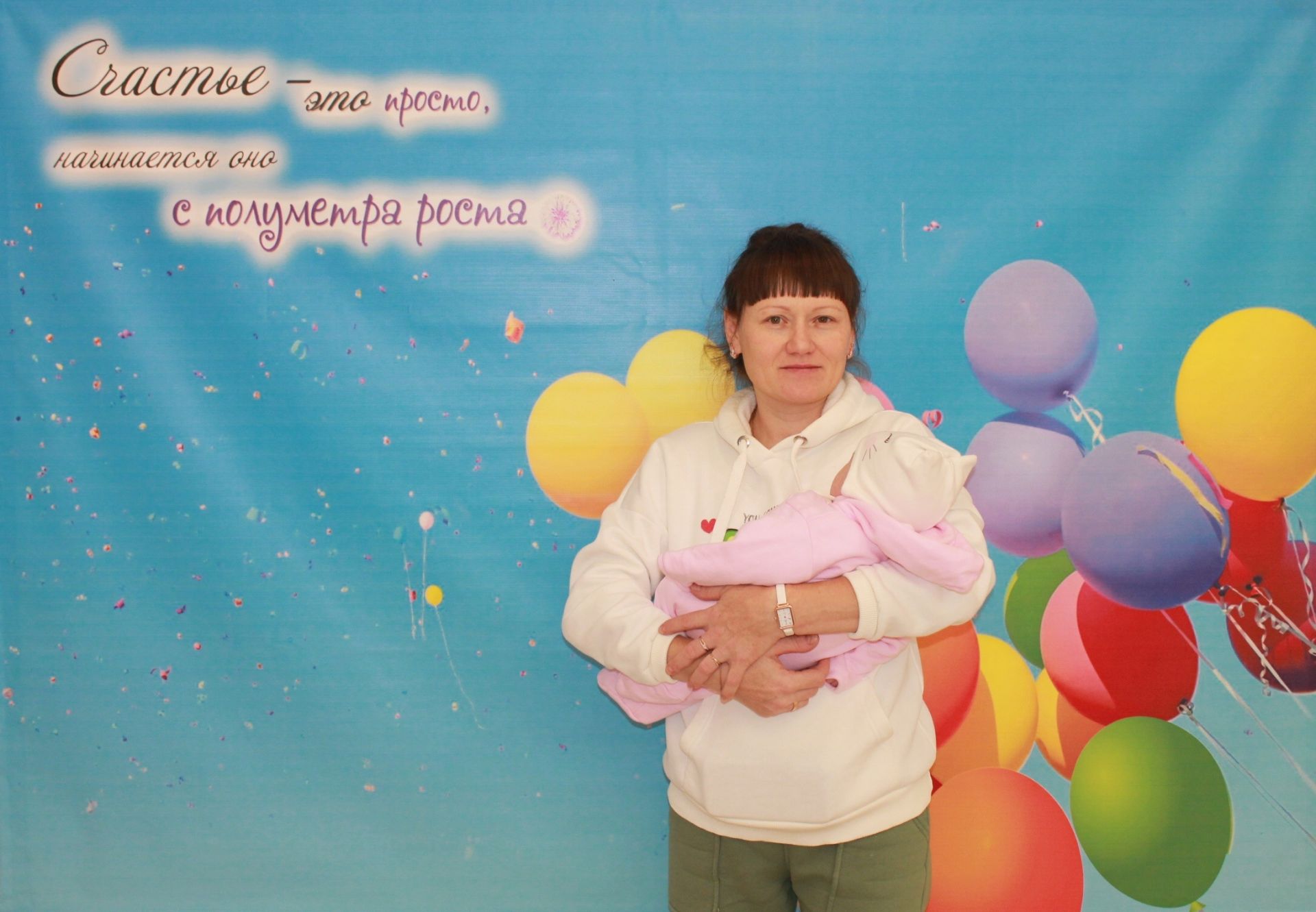 В Нурлате продолжается районная акция «Подарок новорожденному»