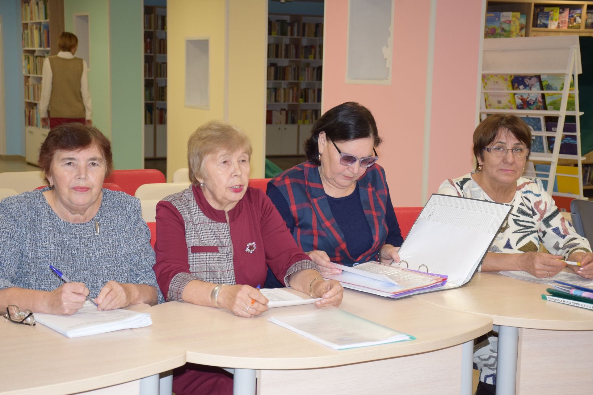 Общественный совет Нурлатского района продолжает независимую оценку качества оказываемых услуг учреждениями образования и культуры