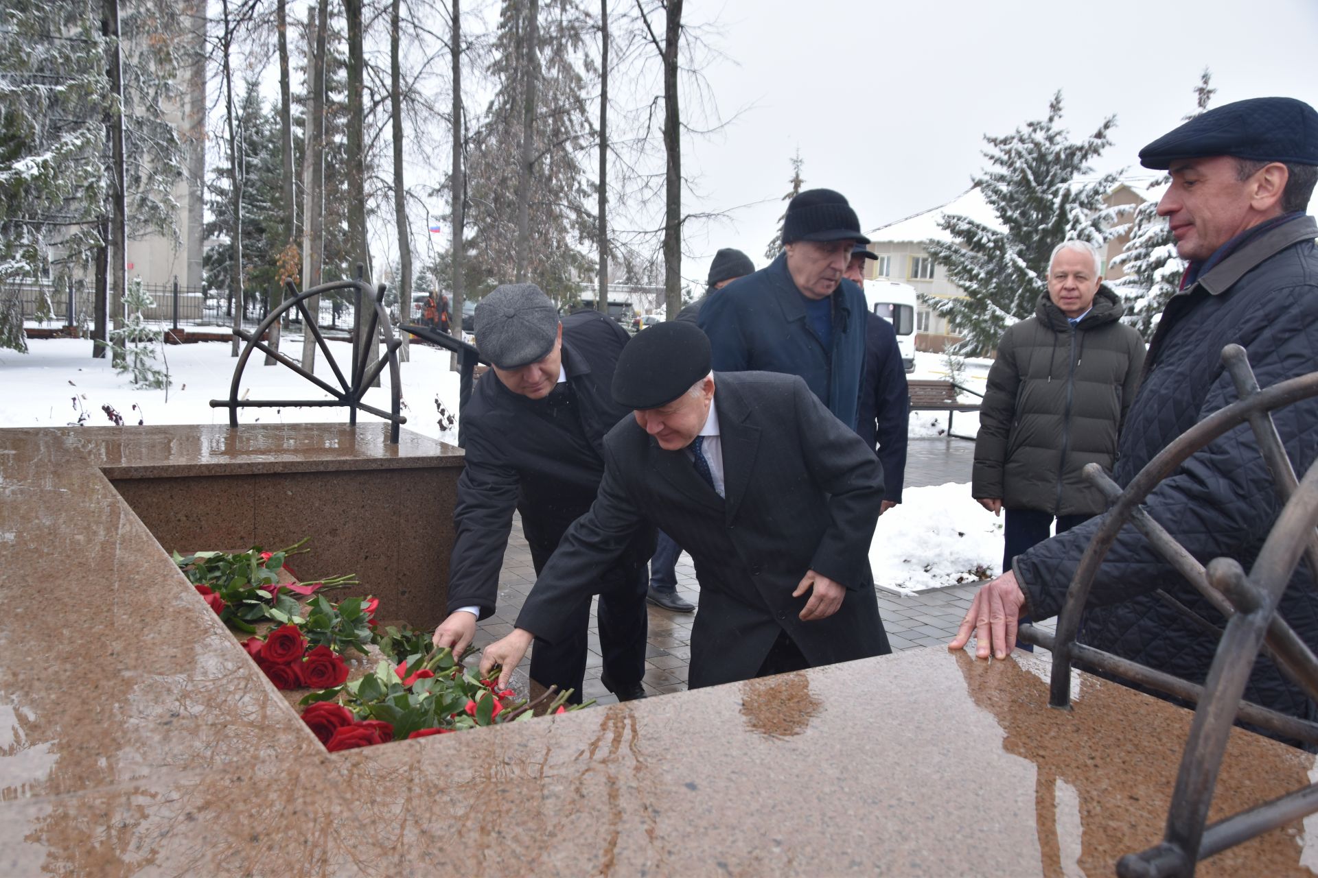 С рабочим визитом в Нурлате побывали депутаты движения «Татарстан – новый век»