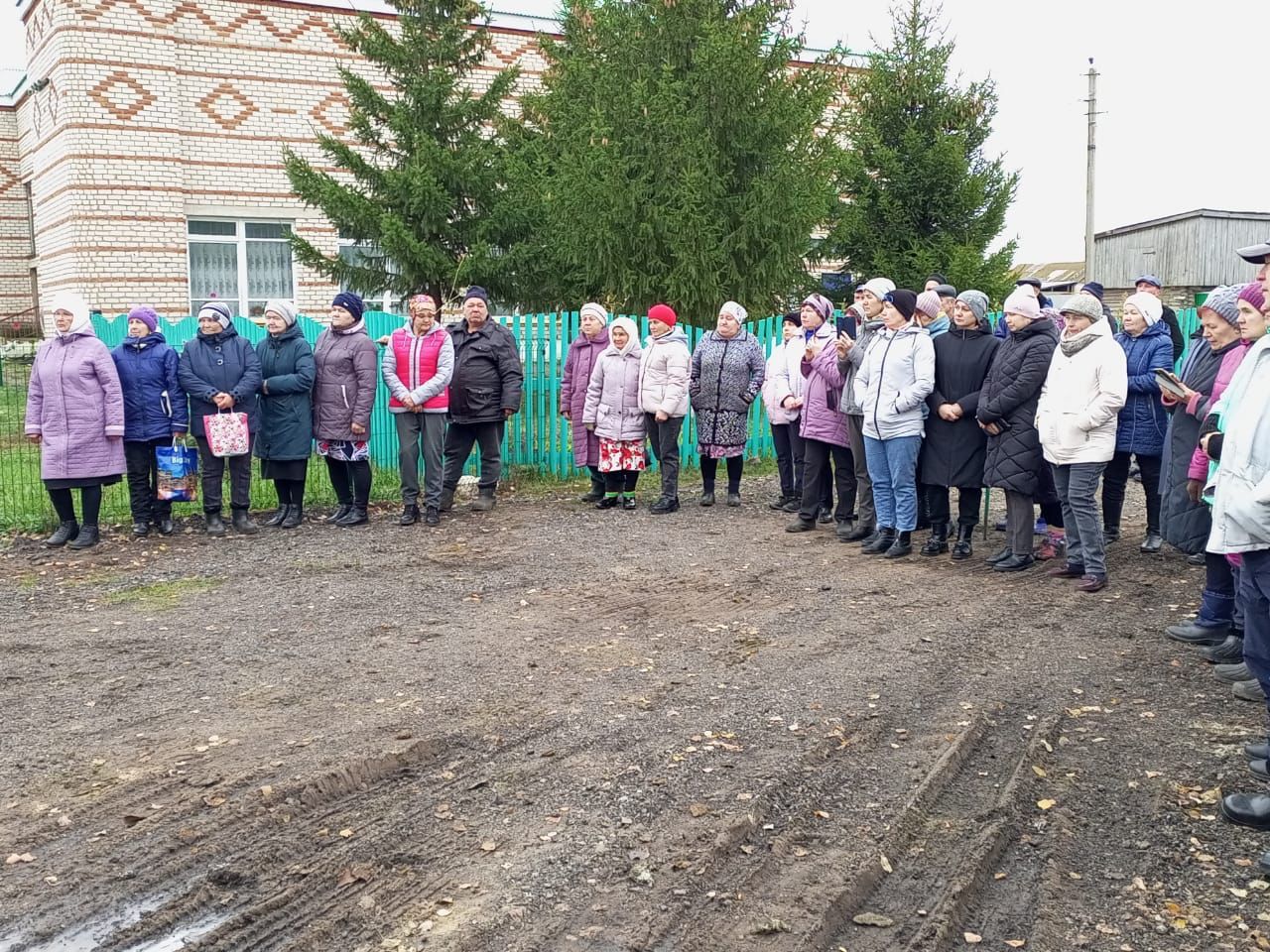 В Кичкальне прошел концерт в поддержку мобилизованных земляков