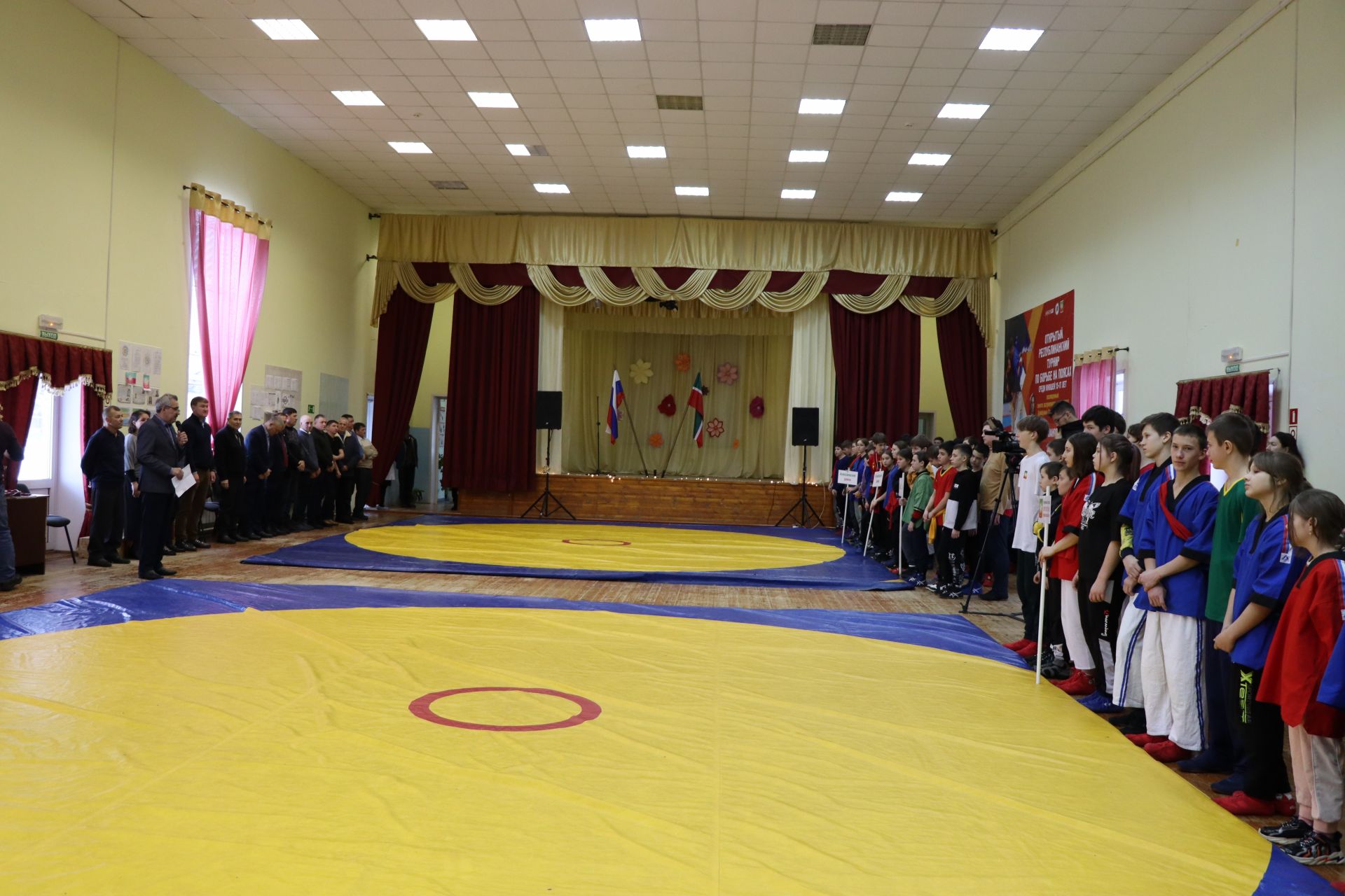 В селе Чулпаново Нурлатского района прошел межрегиональный турнир по борьбе на поясах