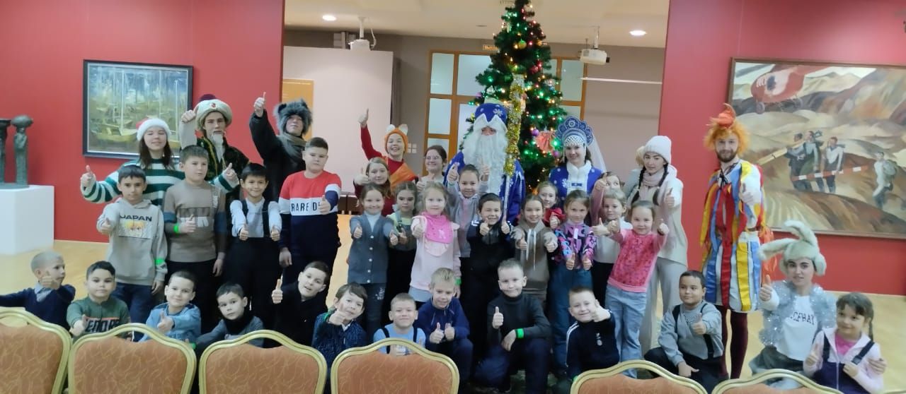 Нурлатские дети посетили президентскую елку Татарстана