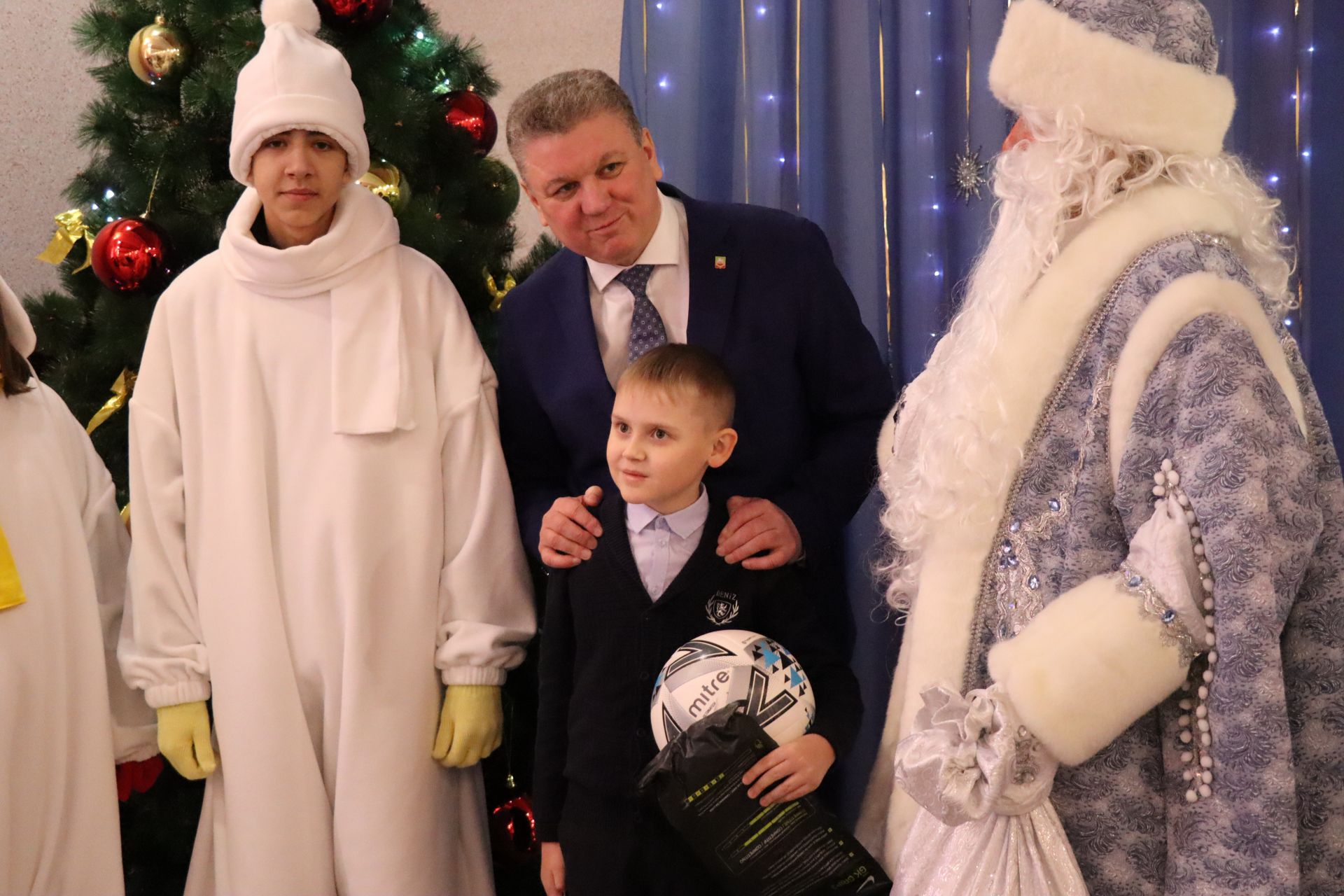 Глава Нурлатского района Алмаз Ахметшин исполнил новогоднюю мечту Сергея Евлампьева