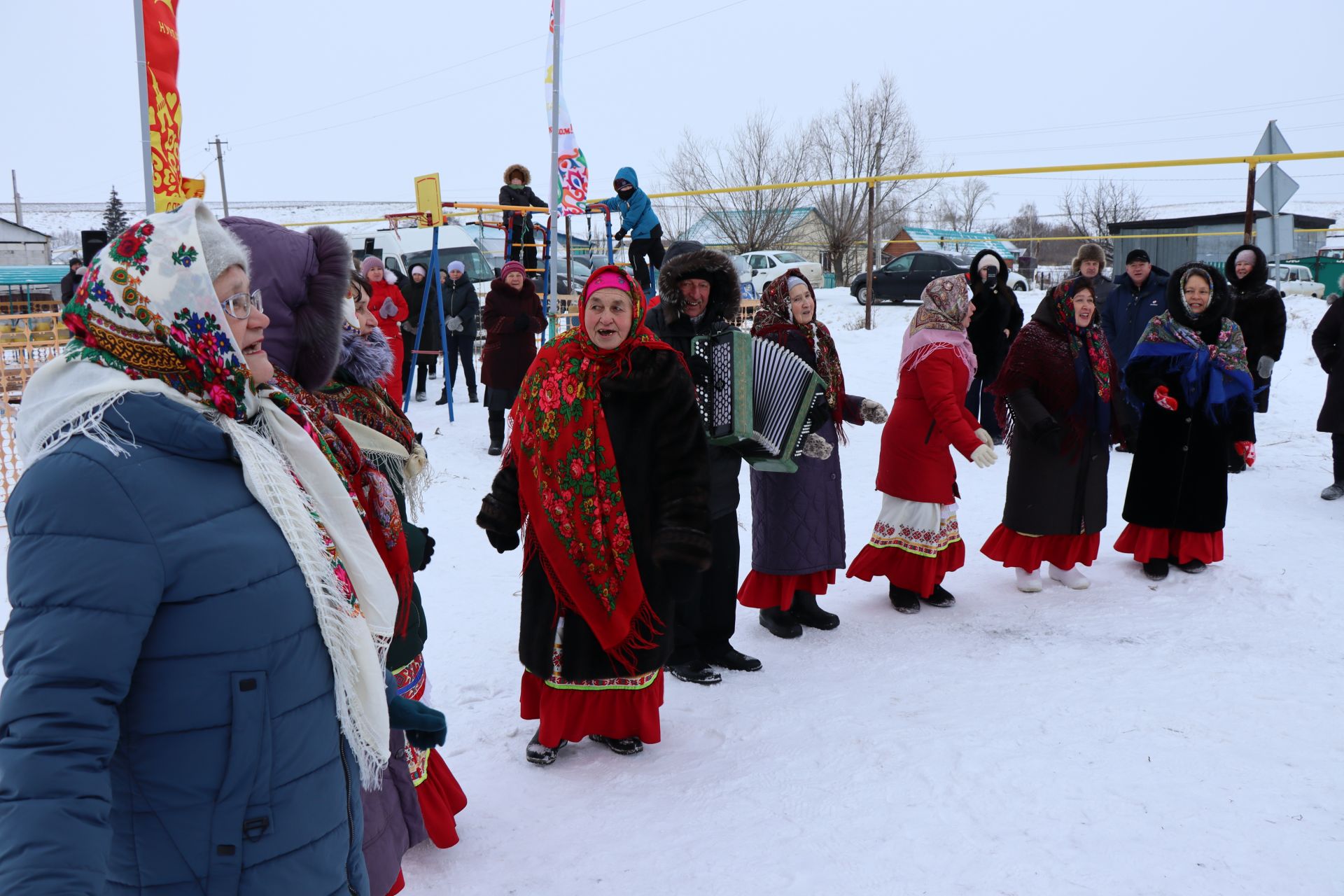 В Старом Иглайкине открыли водовод с родниковой водой