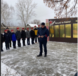 В парке Победы села Мамыково установили памятную стелу в честь Александра Виссарионова