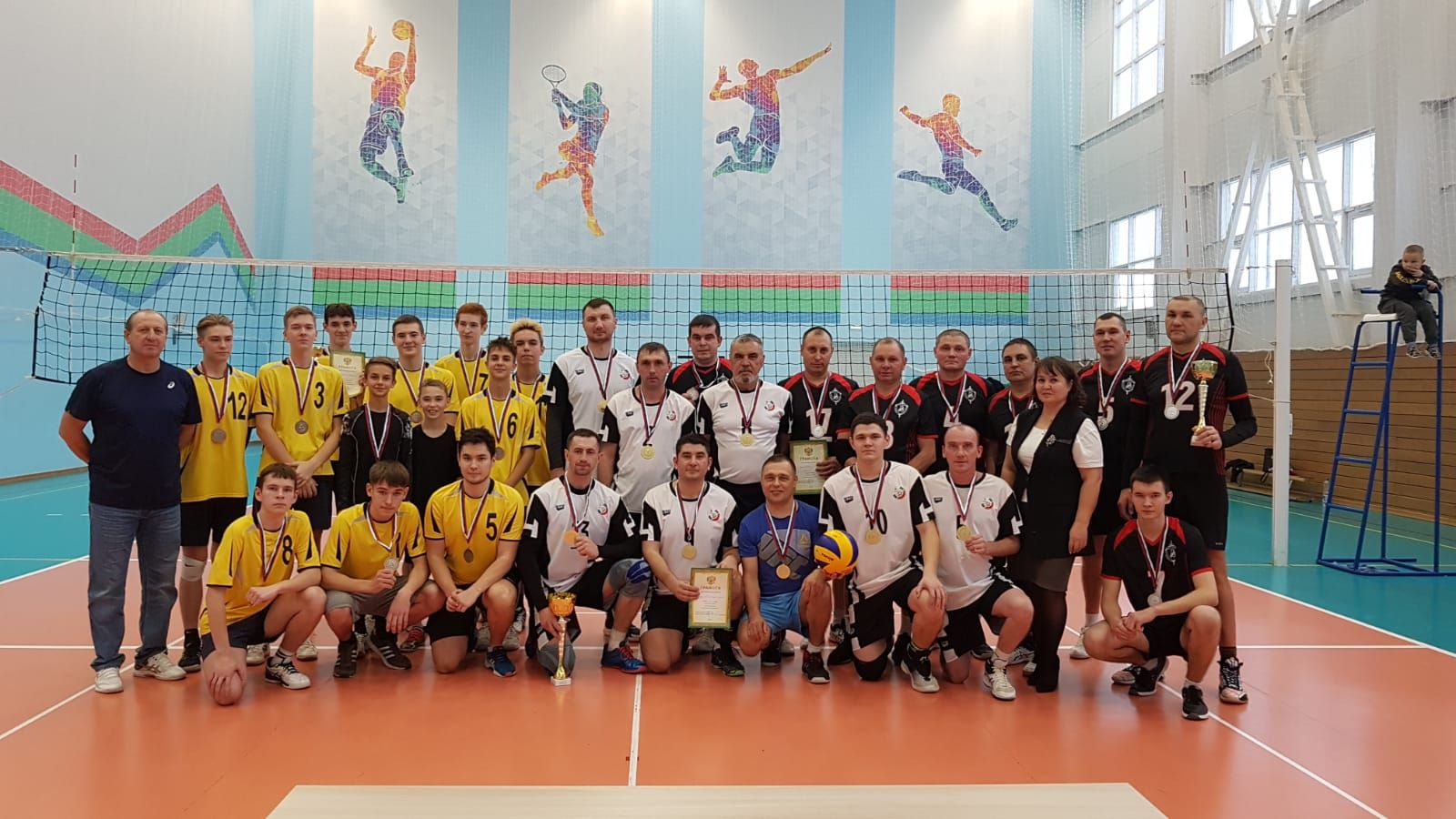 В Нурлате начался чемпионат города по волейболу среди мужских команд