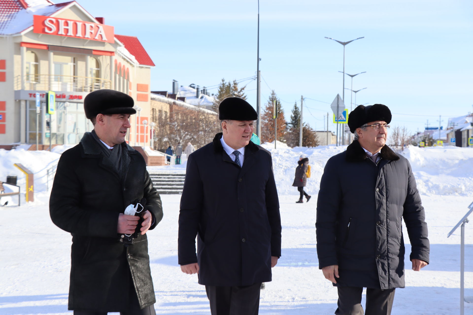 Итоговая сессия Нурлатского муниципального района началась с выставки достижений