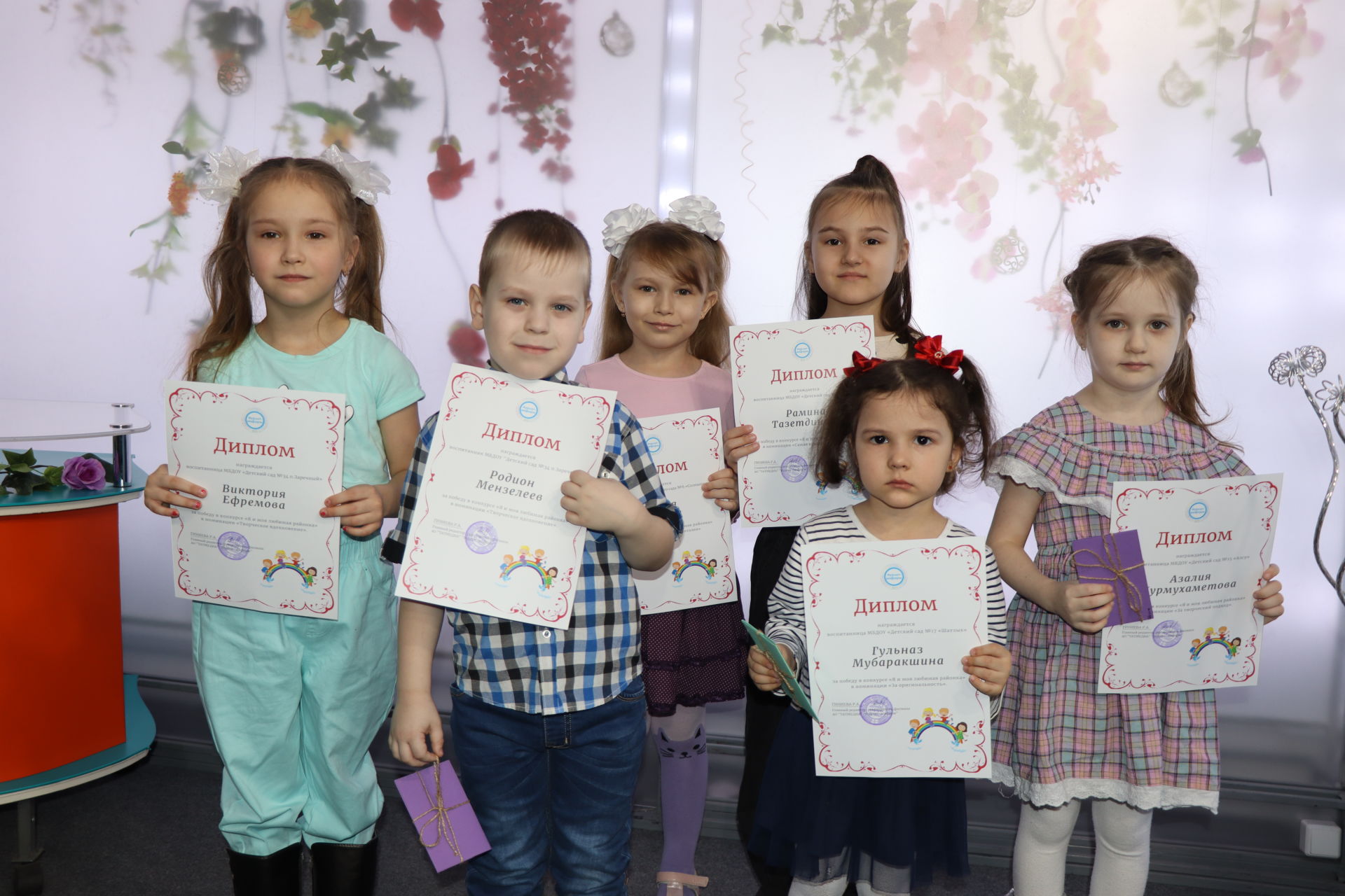 В Международный день родных языков «Нурлат-информ» наградил победителей фотоконкурсов