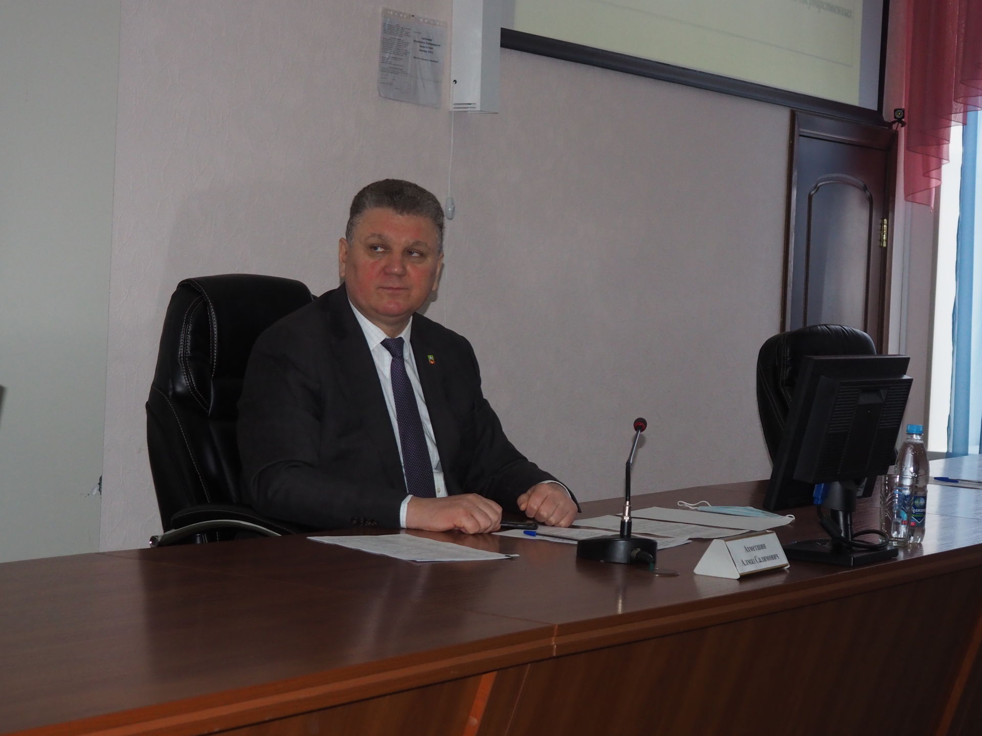 В Нурлате состоялось очередное заседание комиссии по координации работы по противодействию коррупции