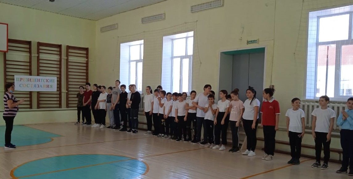 Учащиеся Среднекамышлинской школы дружно сдали нормы ГТО 