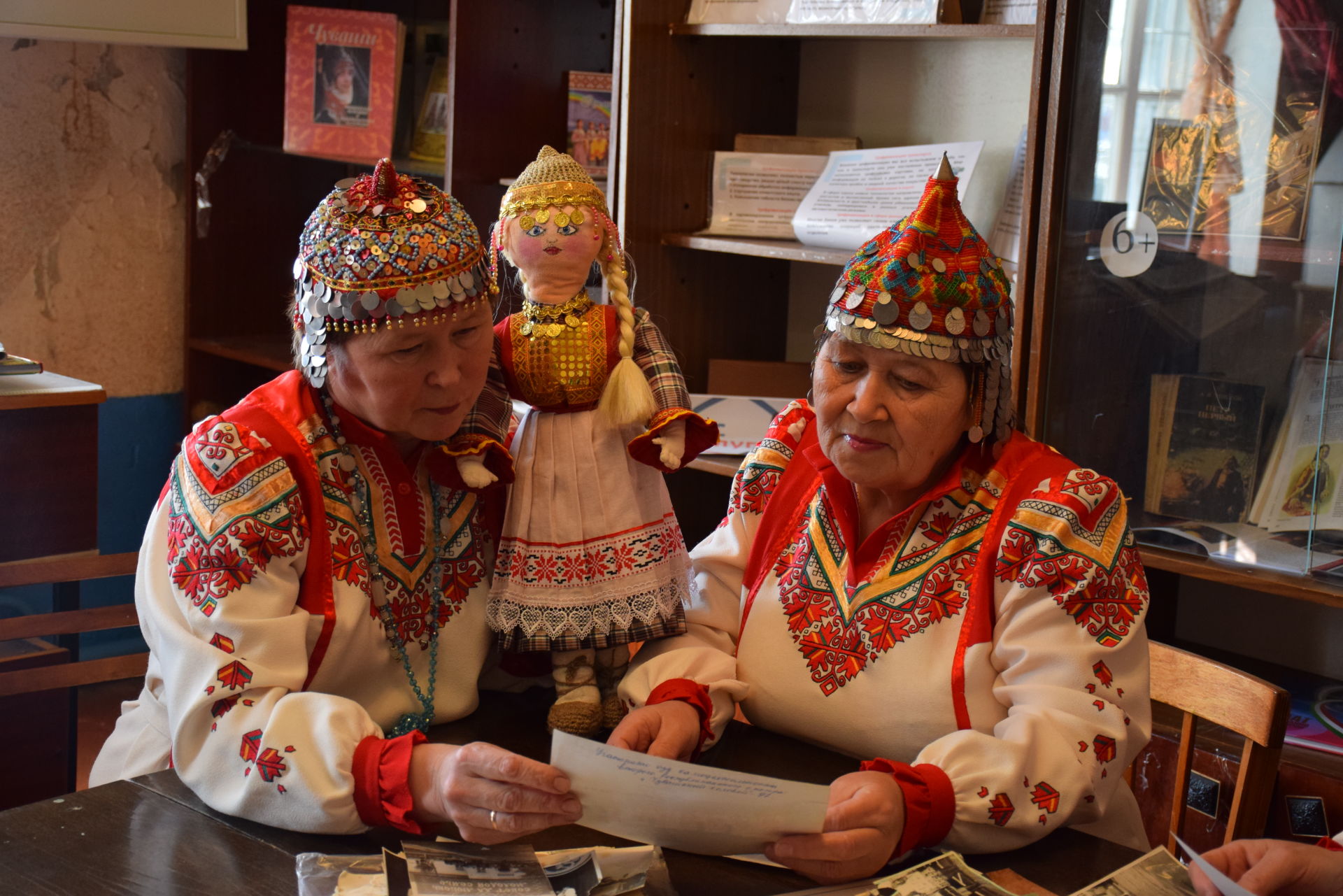 Среднекамышлинский народный ансамбль «Росинка» может украсить любой праздник