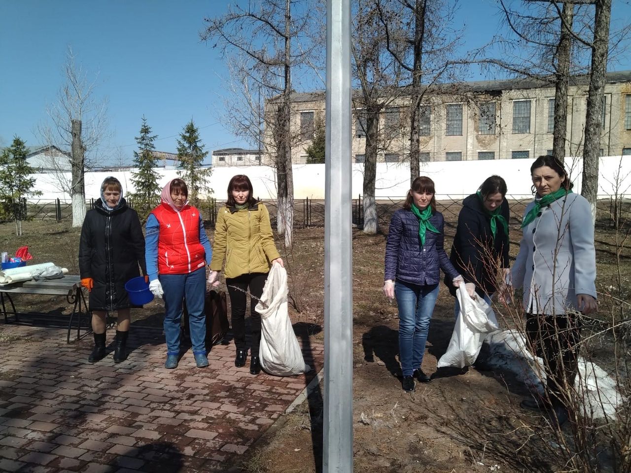 Нурлатский детский сад «Пчёлка» принимает участие в республиканском конкурсе «Эковесна 2022»