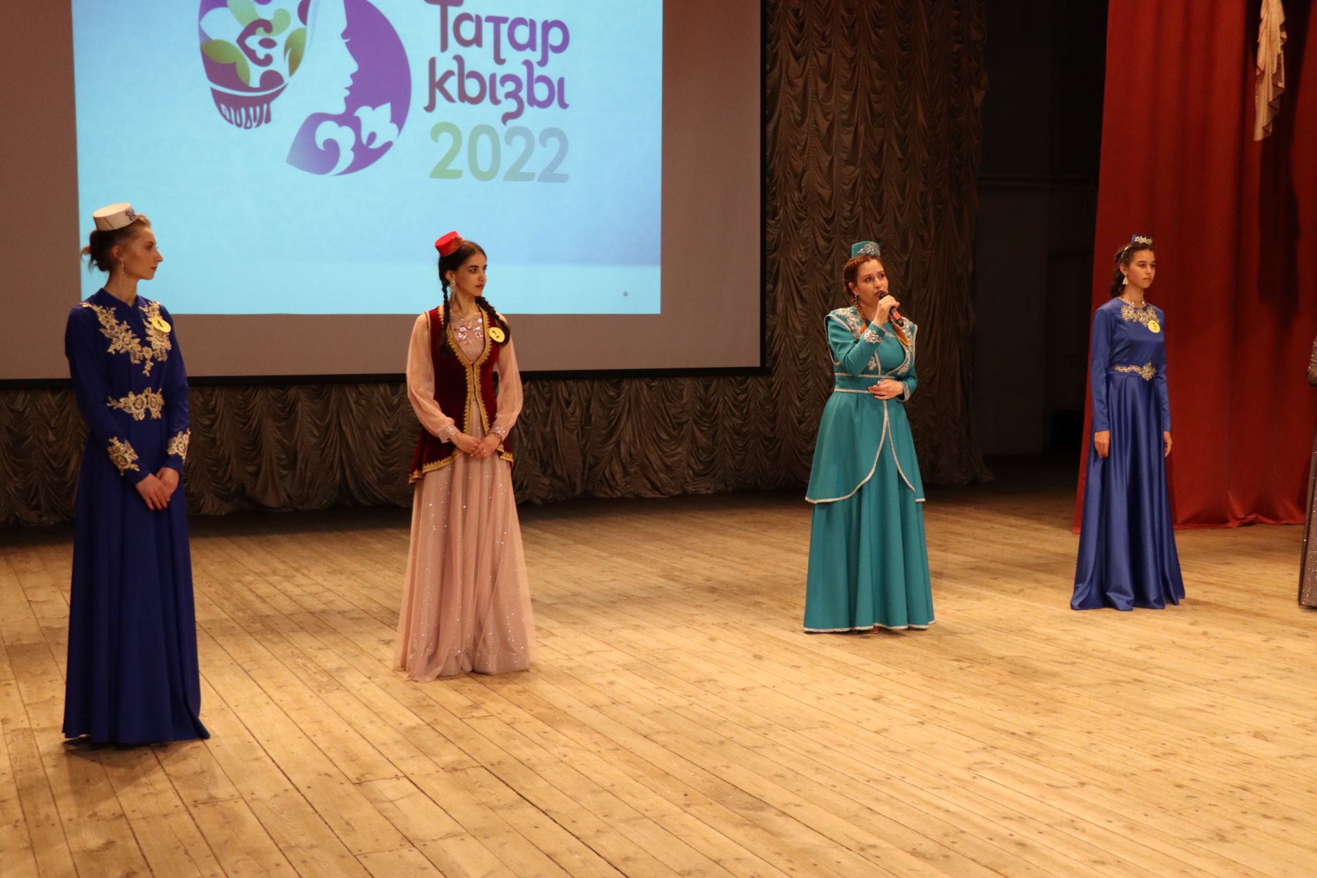 В Нурлате прошел зональный этап республиканского конкурса «Татар кызы-2022»