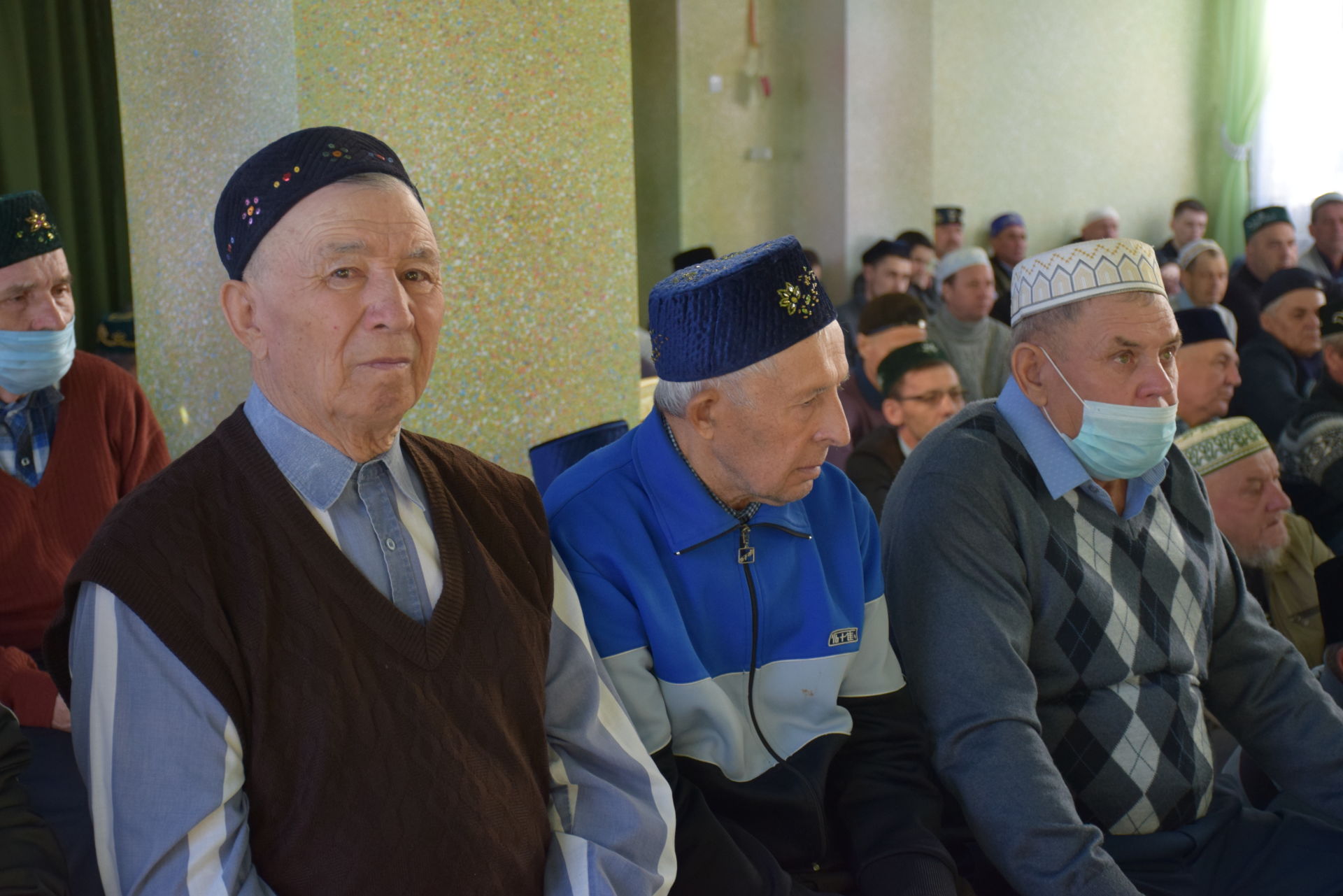 В мечетях Нурлатского района прошли праздничные богослужения