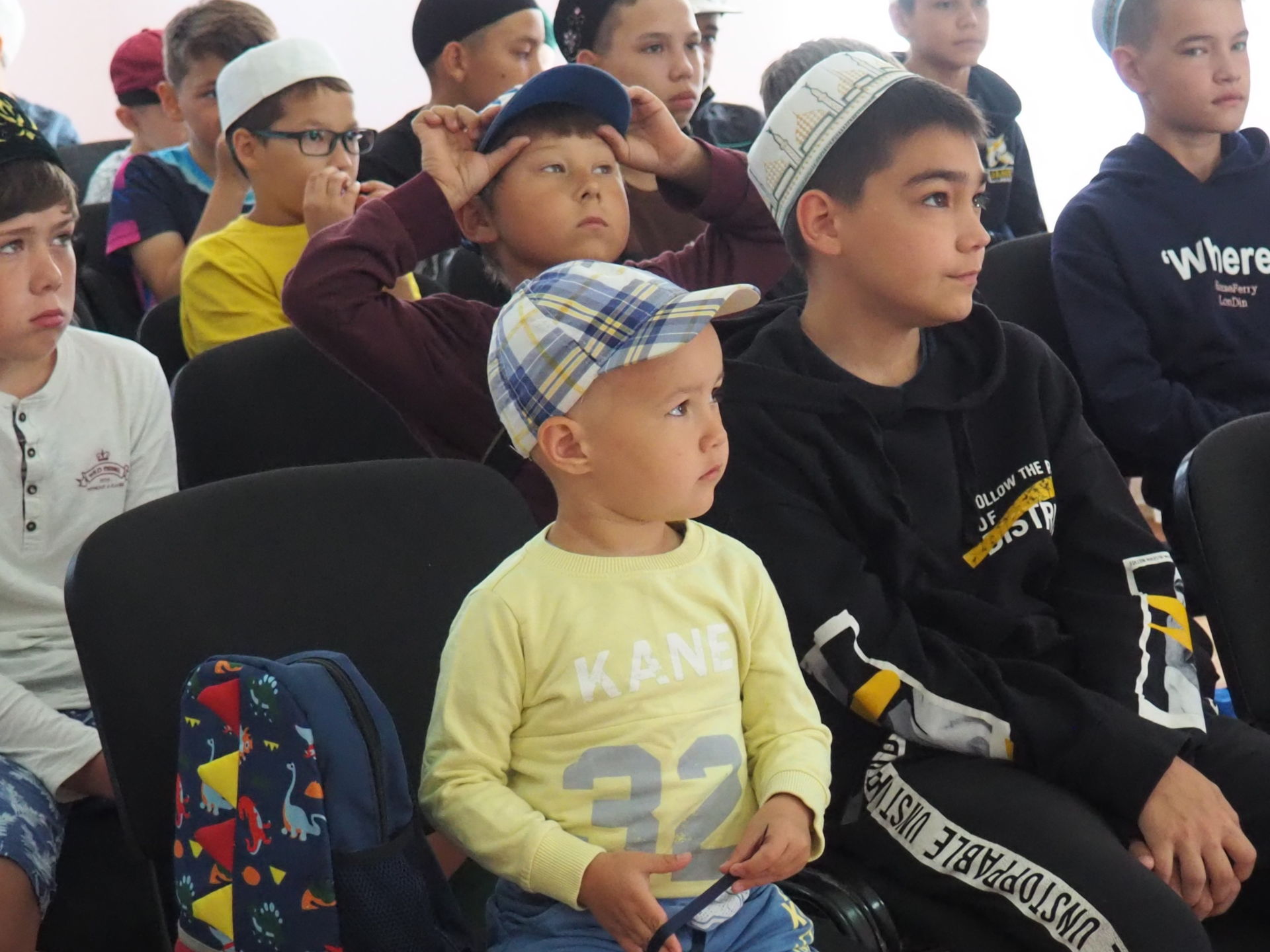 В образовательном центре города Нурлат проходят летние воспитательные курсы для детей