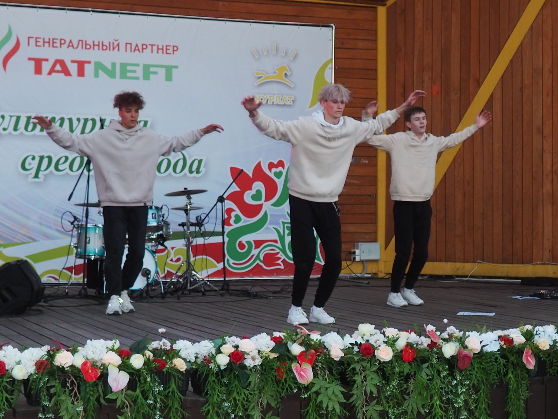 В Нурлате День молодежи отметили спортивными мероприятиями и праздничным концертом