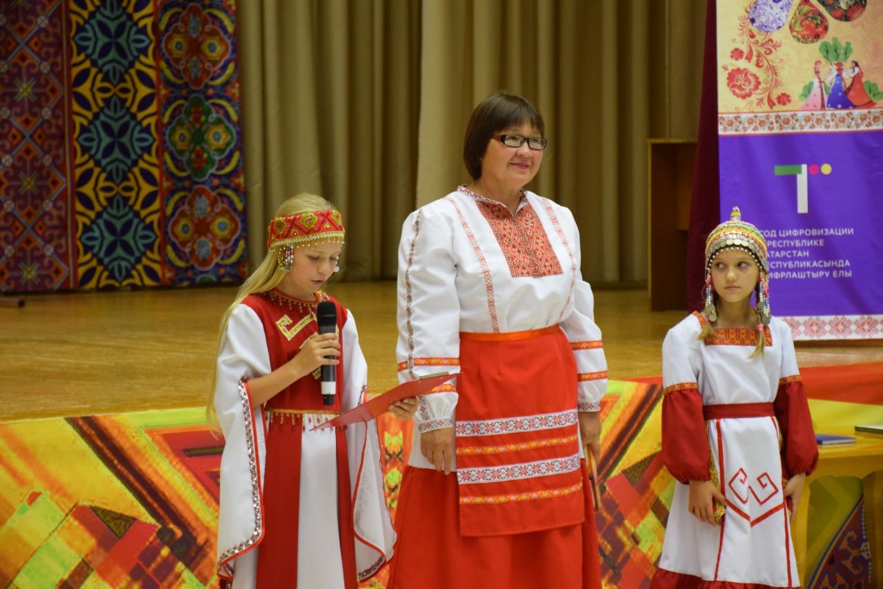 В первый Всероссийский день чтения вслух в Нурлате прошла акция «Живая классика»