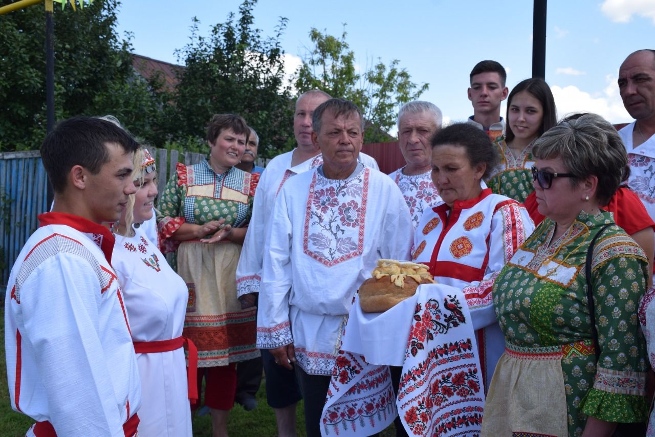 В Нурлате отпраздновали первую в этом году этносвадьбу