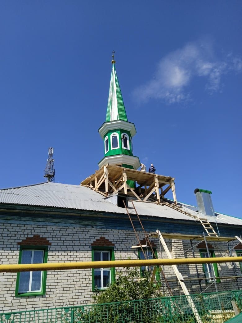 В одном из сел Нурлатского района установили новый минарет мечети