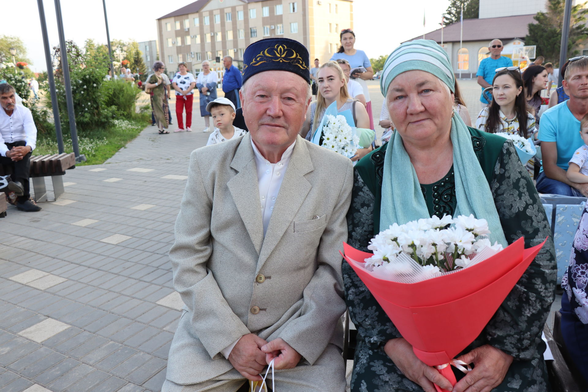 В День семьи, любви и верности в Нурлате прошло праздничное мероприятие