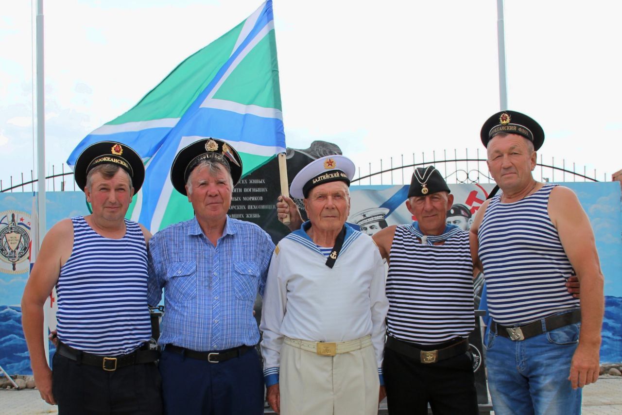 В Нурлате отметили День военно-морского флота | 01.08.2022 | Нурлат -  БезФормата