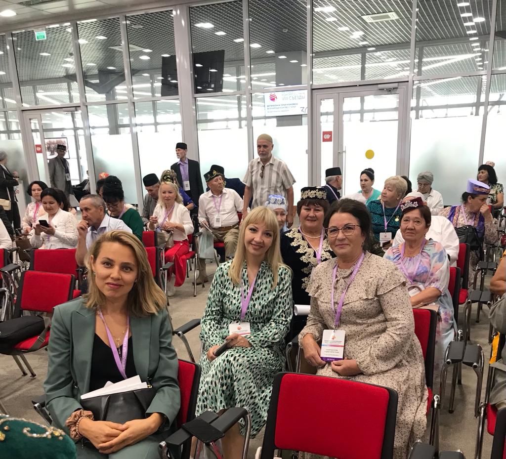 Руководитель местного отделения участвует в работе VIII съезда Всемирного конгресса татар