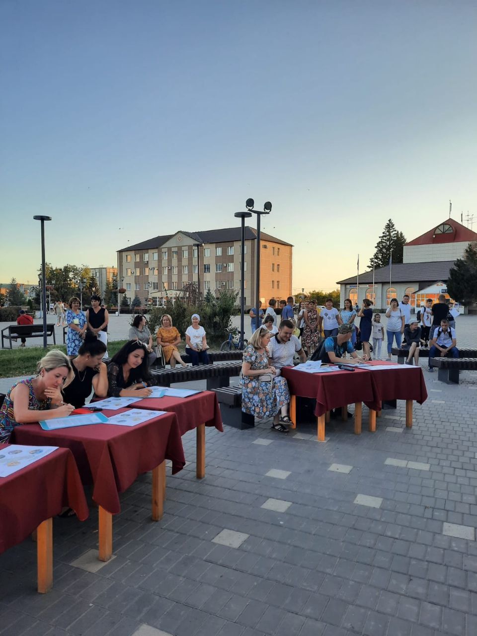 В Нурлате состоялась встреча с архитекторами проекта благоустройства улицы Г.Кариева